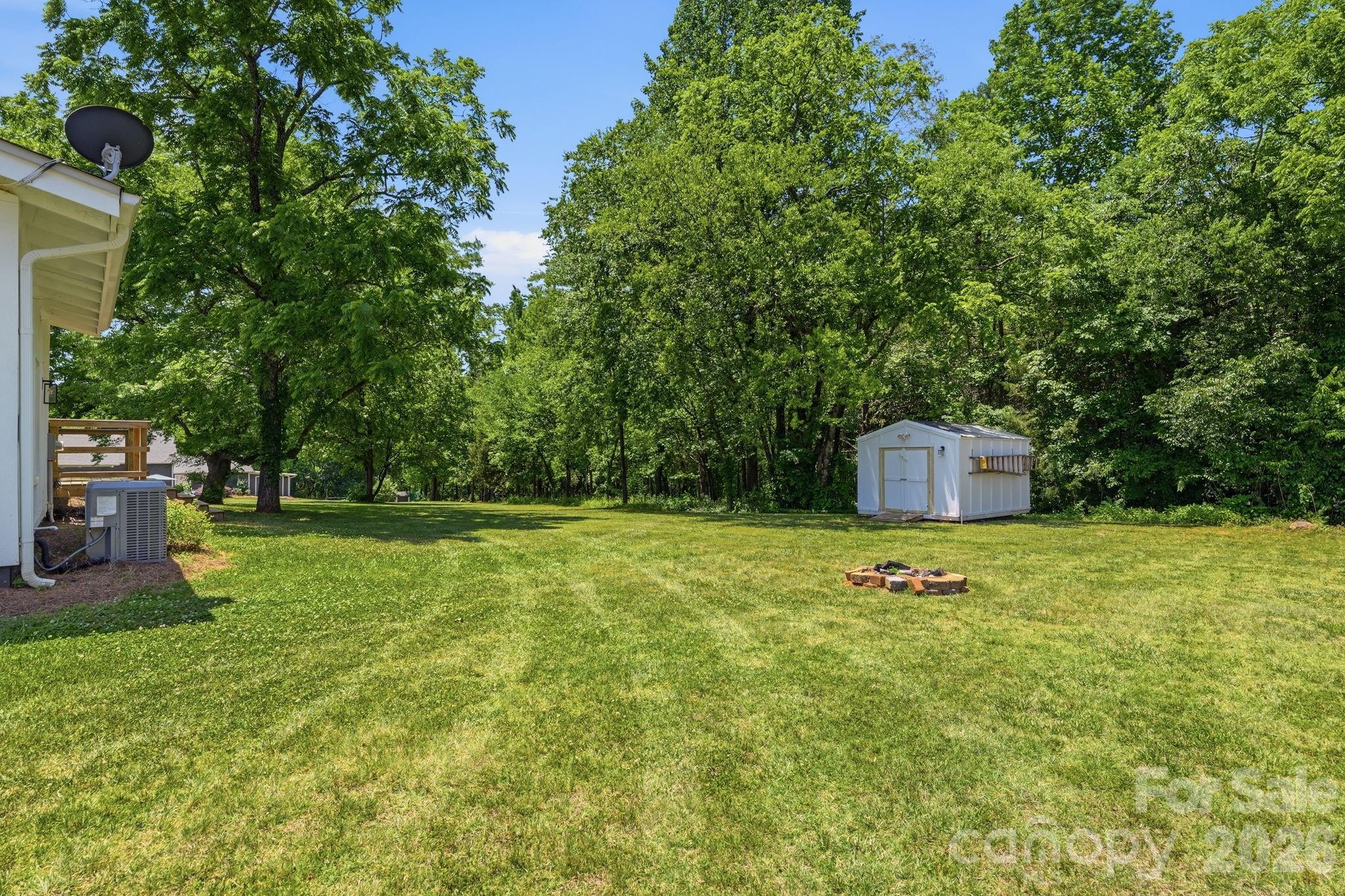 2850 Mathis Church Road — Catawba