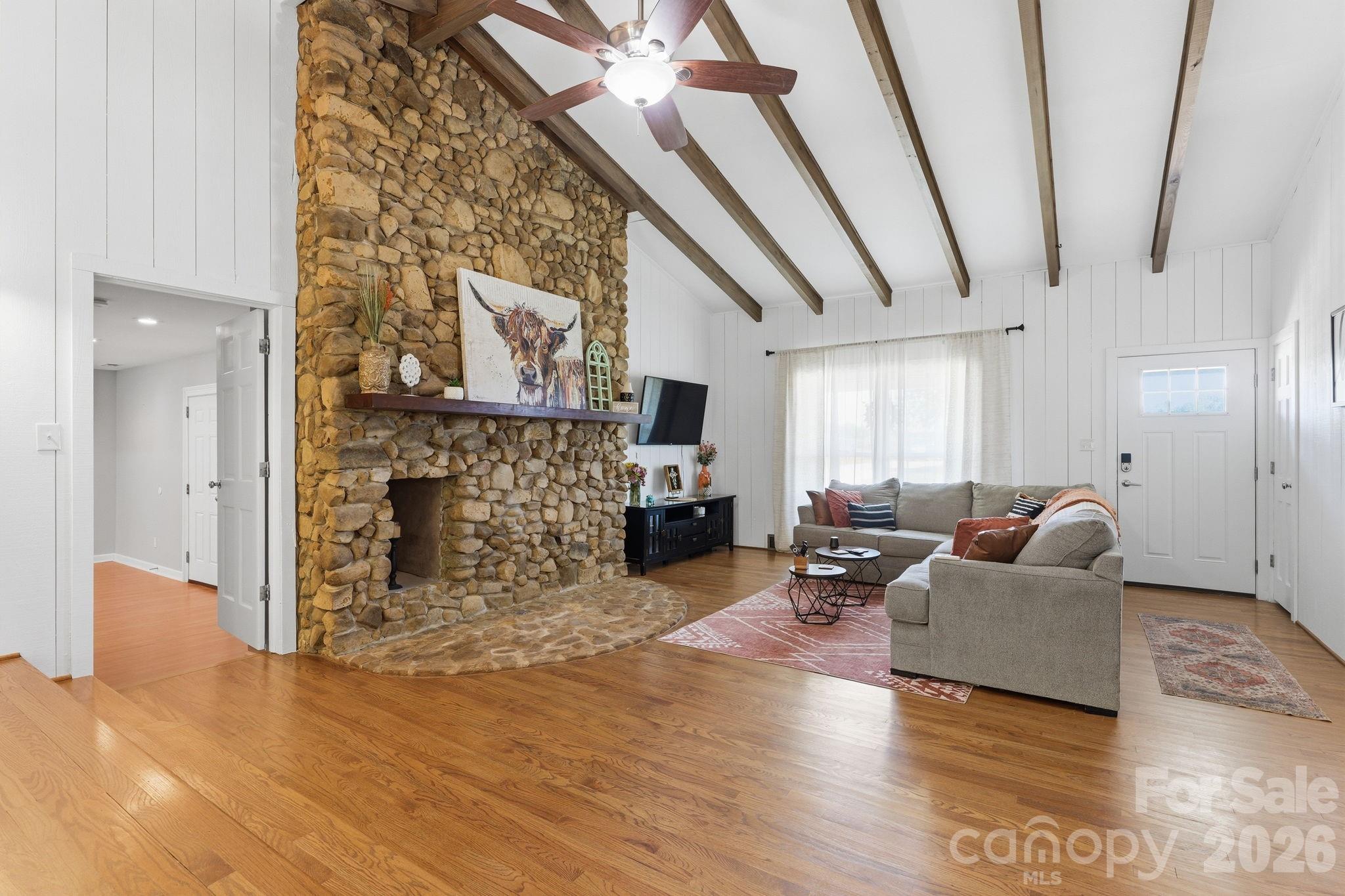2850 Mathis Church Road — Catawba