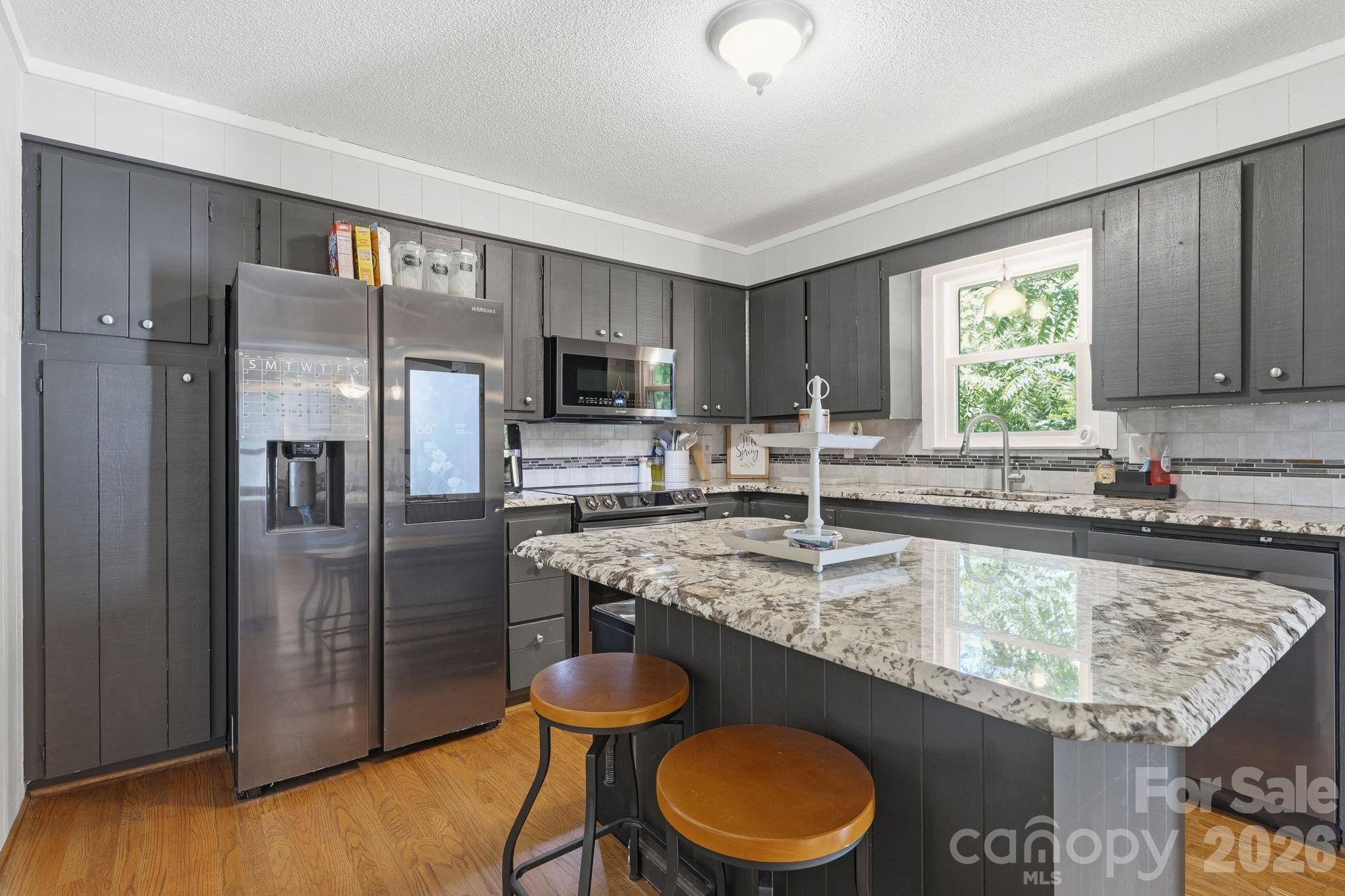 2850 Mathis Church Road — Catawba