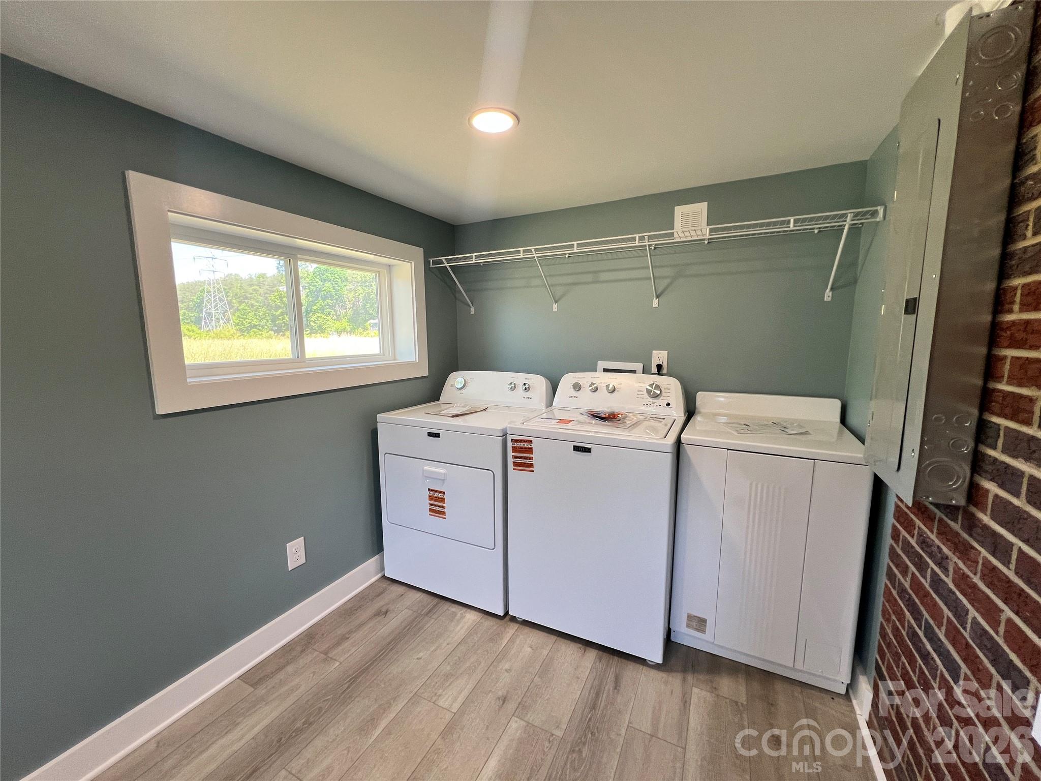 6337 US Highway 21 Highway — Jonesville