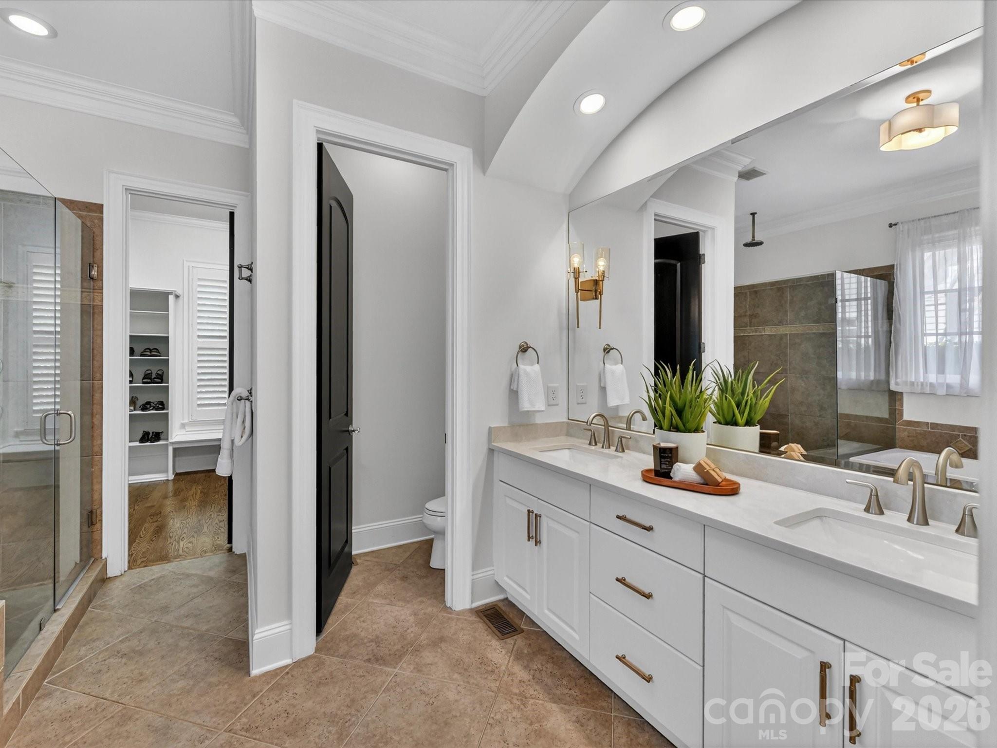 7805 Pemswood Street — Charlotte