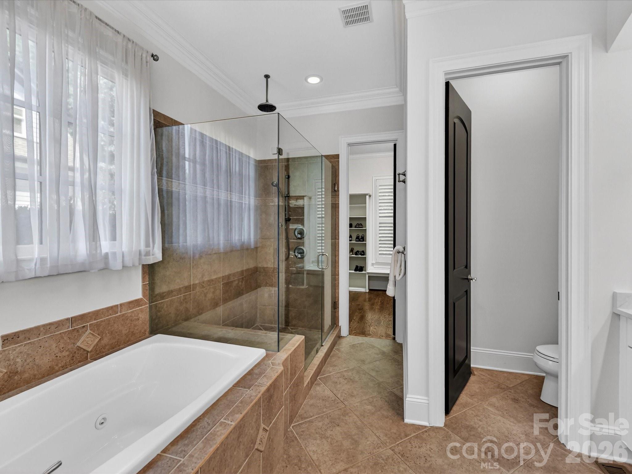7805 Pemswood Street — Charlotte