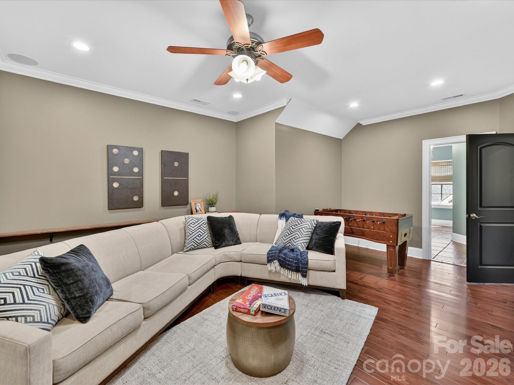 7805 Pemswood Street — Charlotte