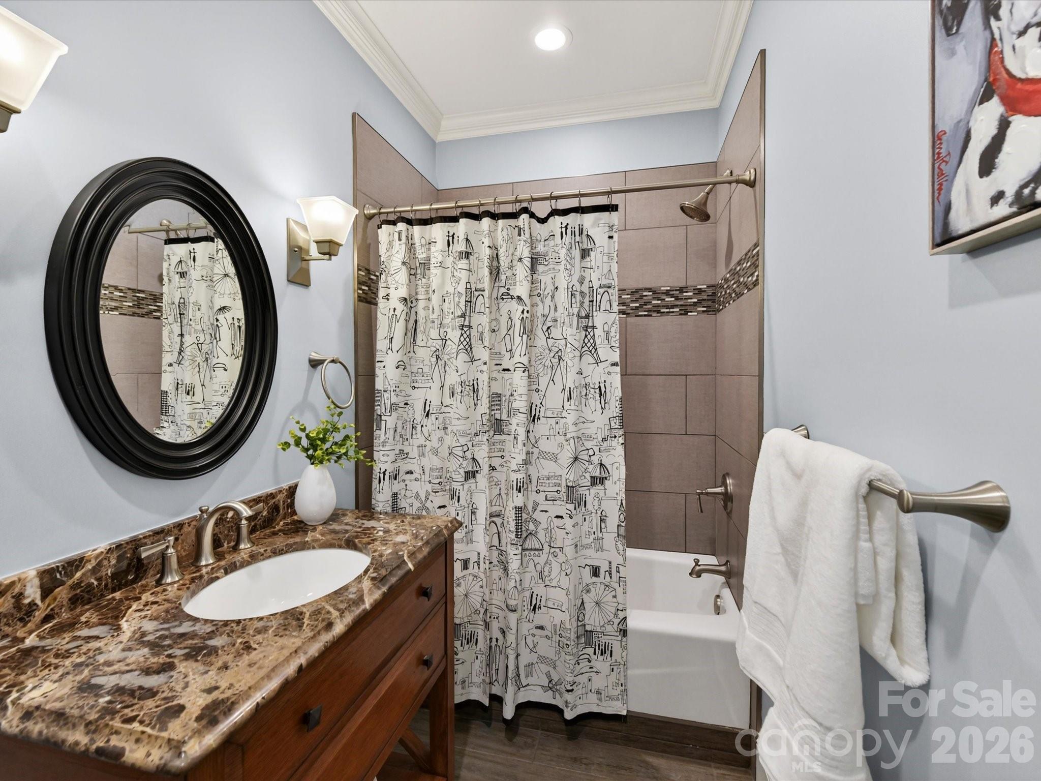 7805 Pemswood Street — Charlotte