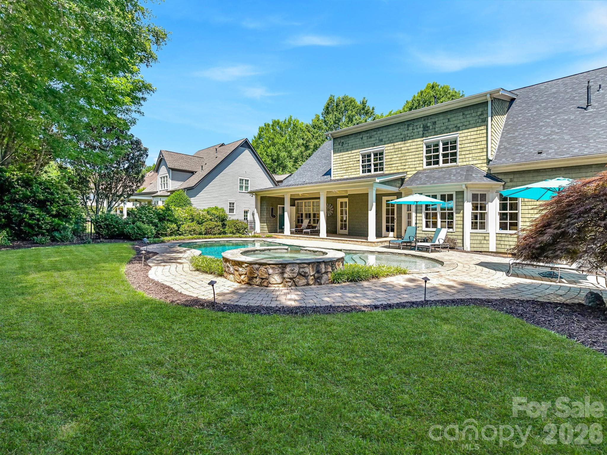 7805 Pemswood Street — Charlotte