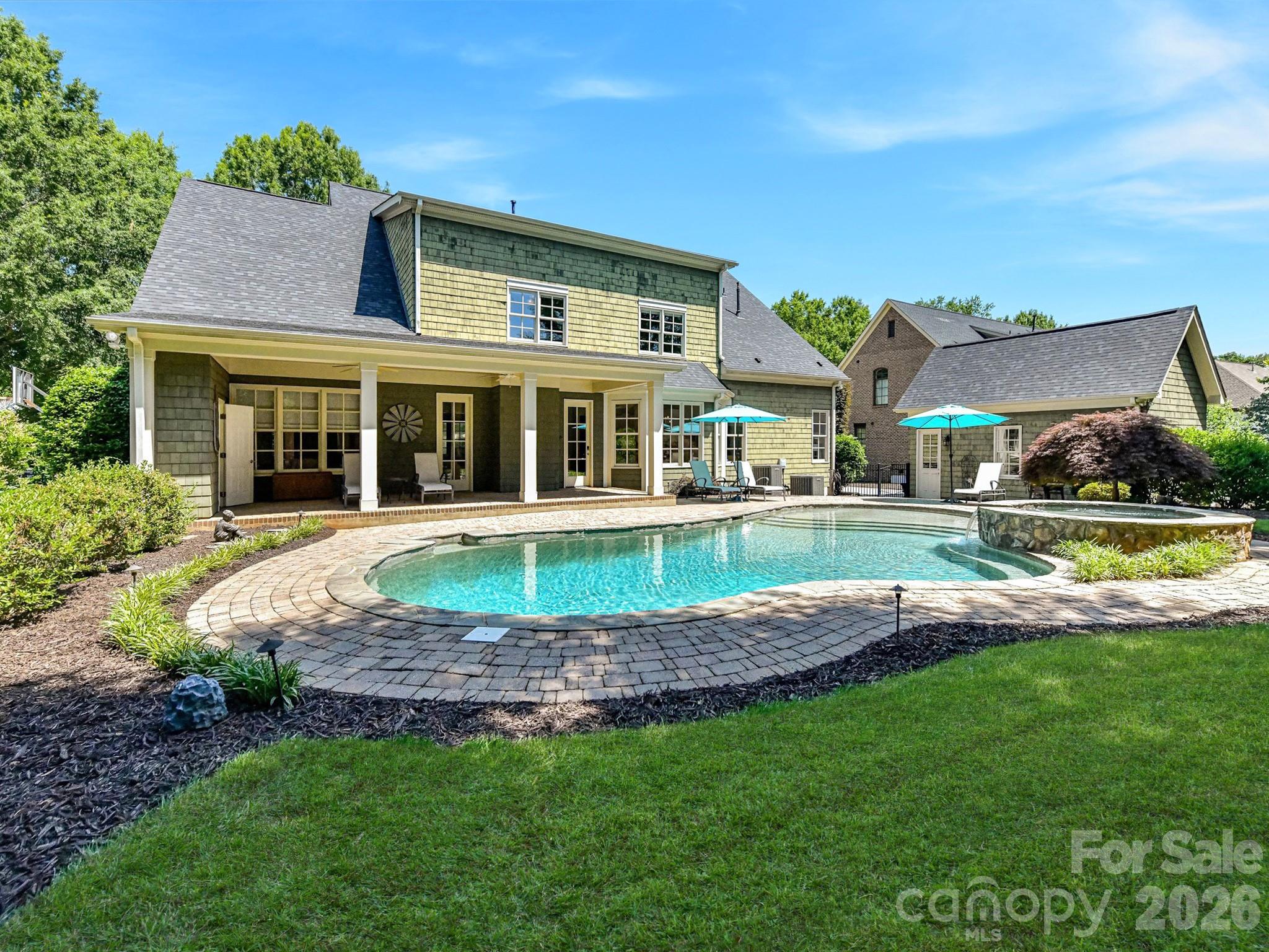 7805 Pemswood Street — Charlotte