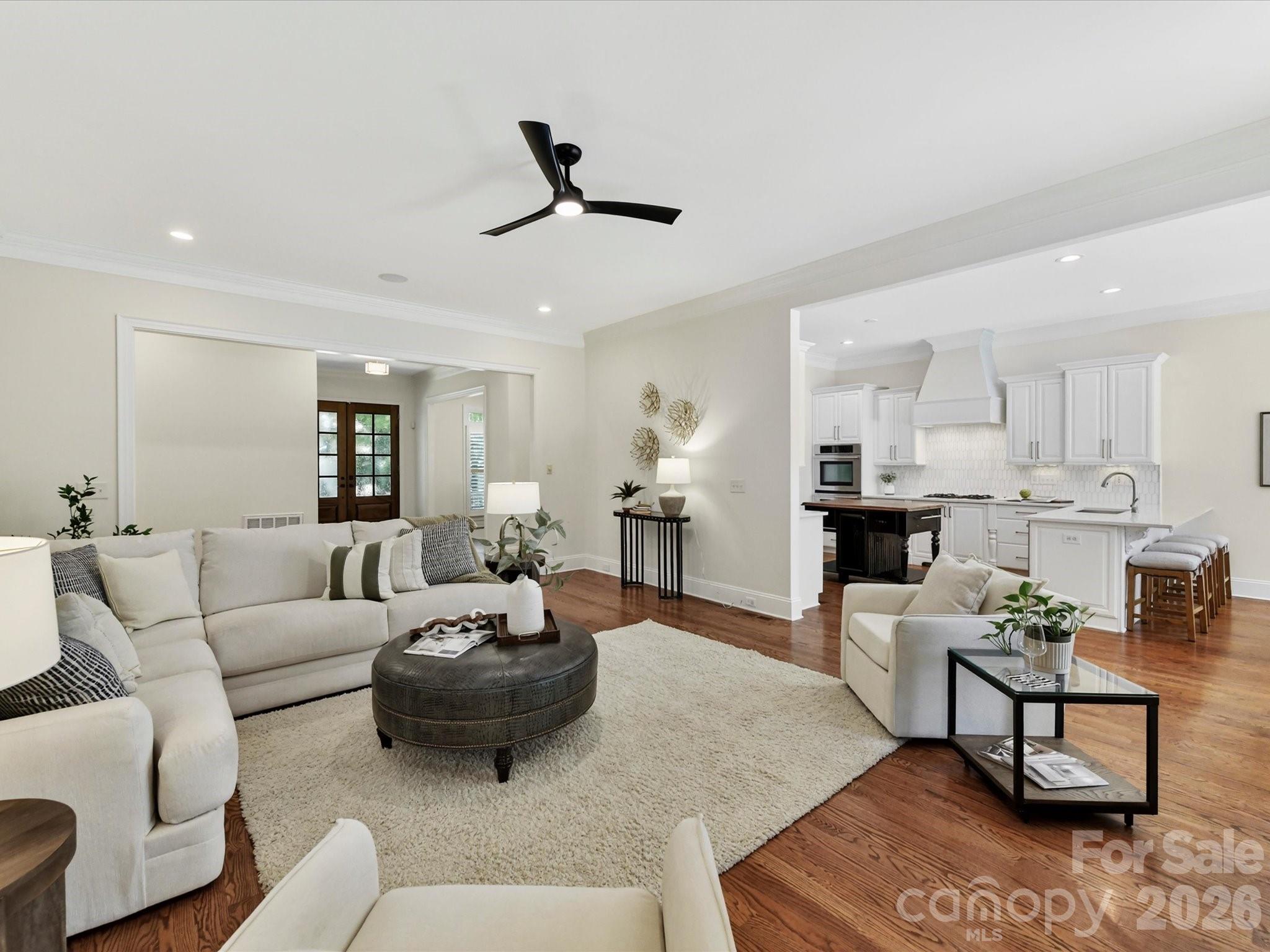 7805 Pemswood Street — Charlotte