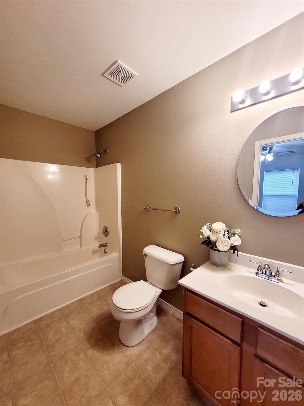 2416 Buckleigh Drive — Charlotte