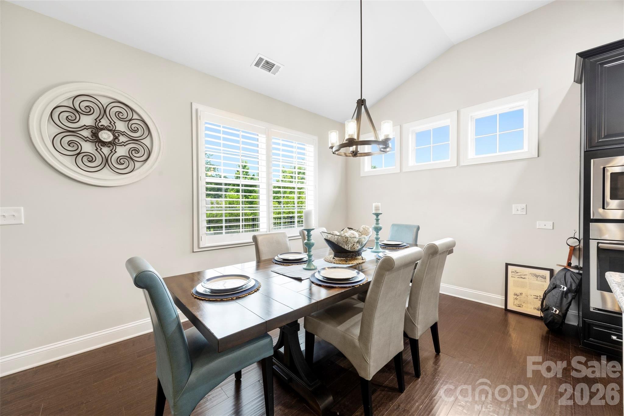 435 Trillium Way — Belmont