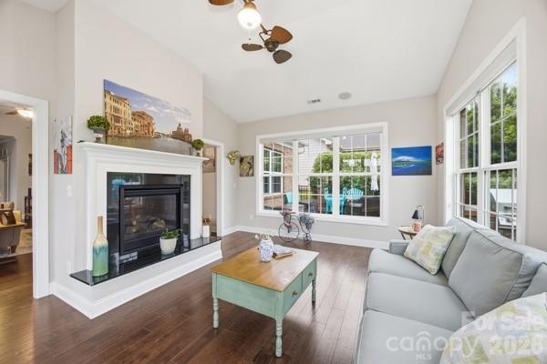 435 Trillium Way — Belmont