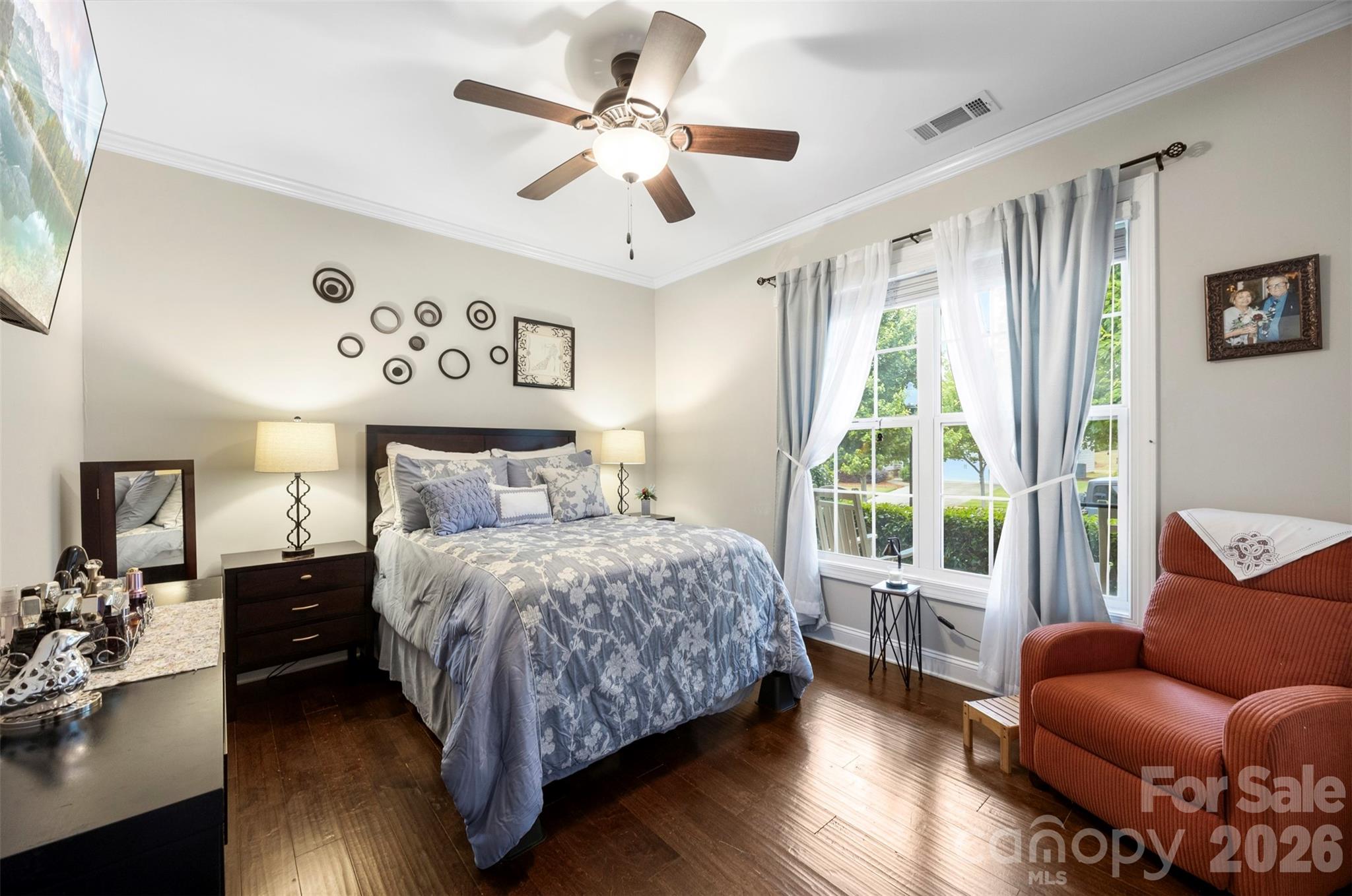 435 Trillium Way — Belmont