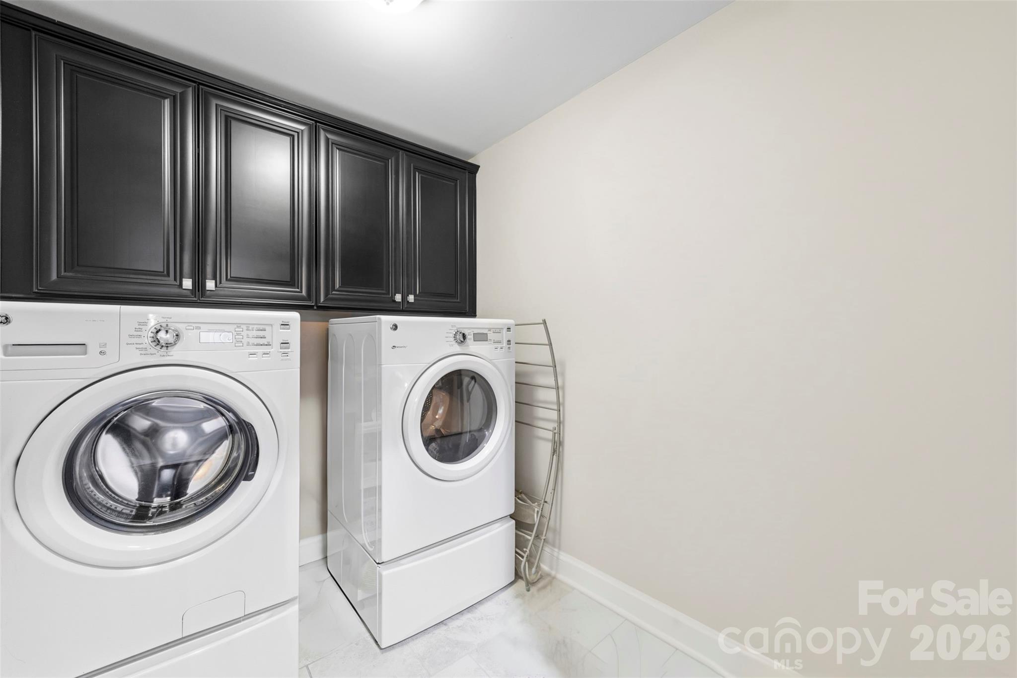 435 Trillium Way — Belmont