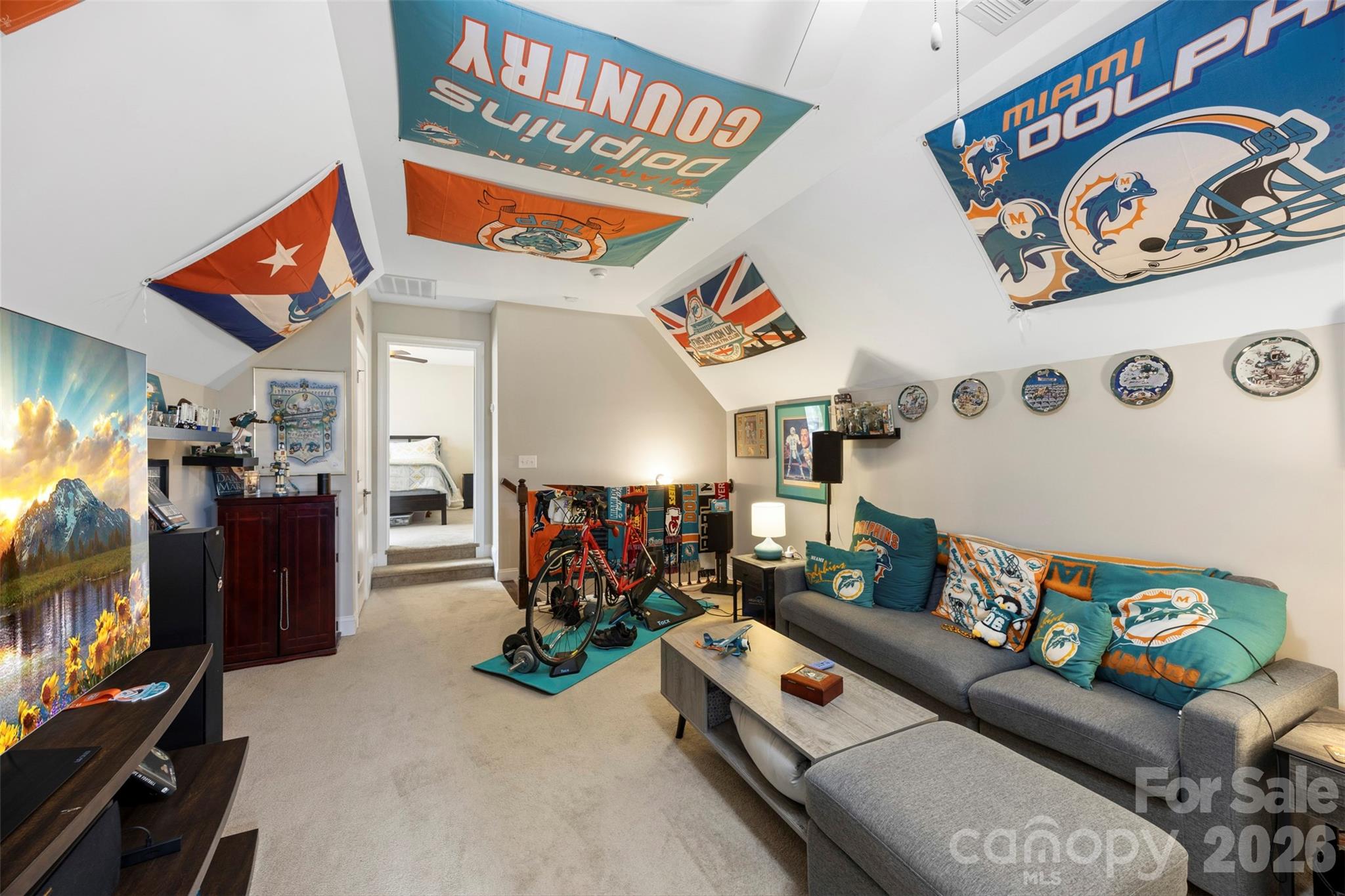 435 Trillium Way — Belmont