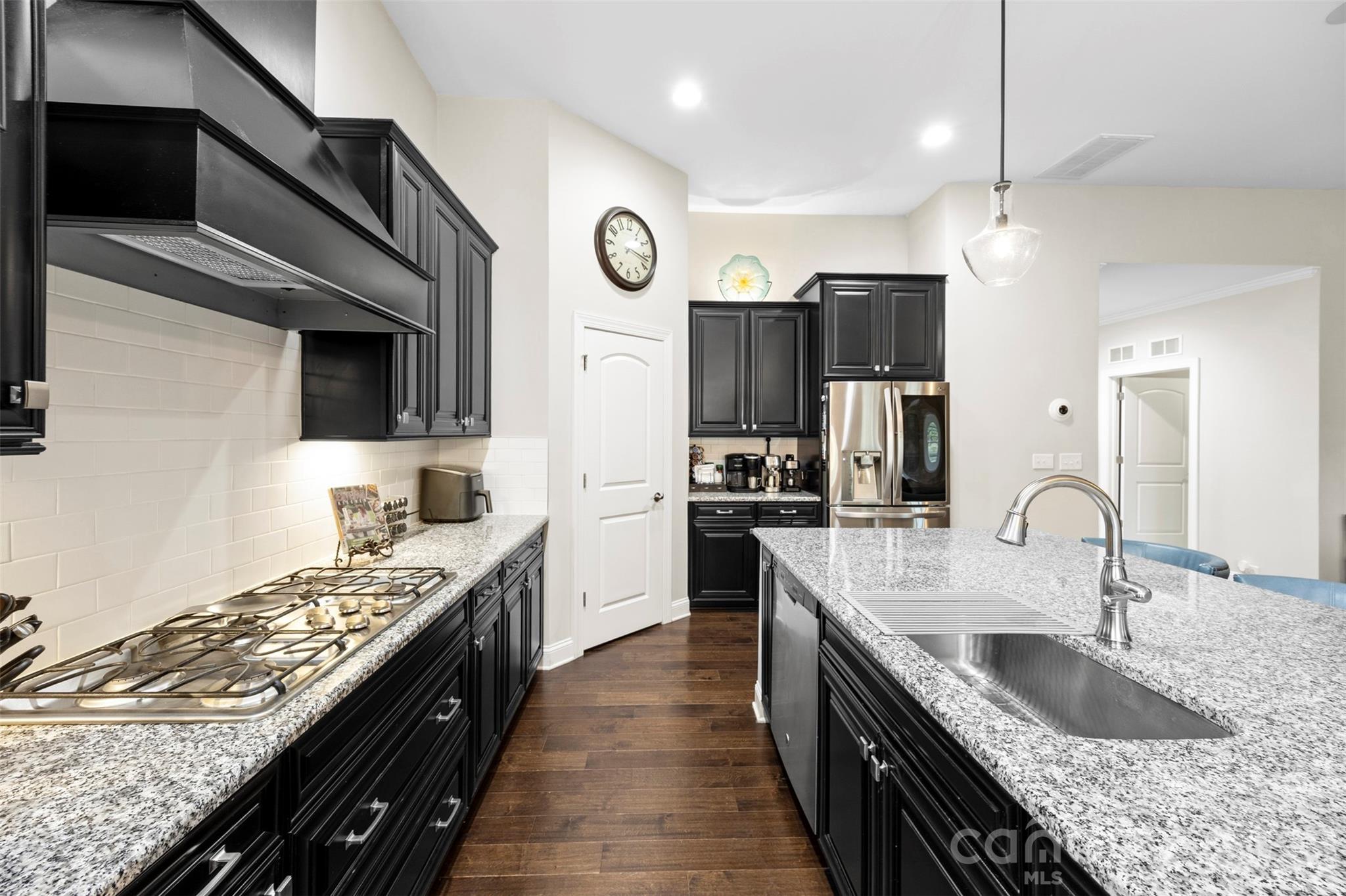435 Trillium Way — Belmont