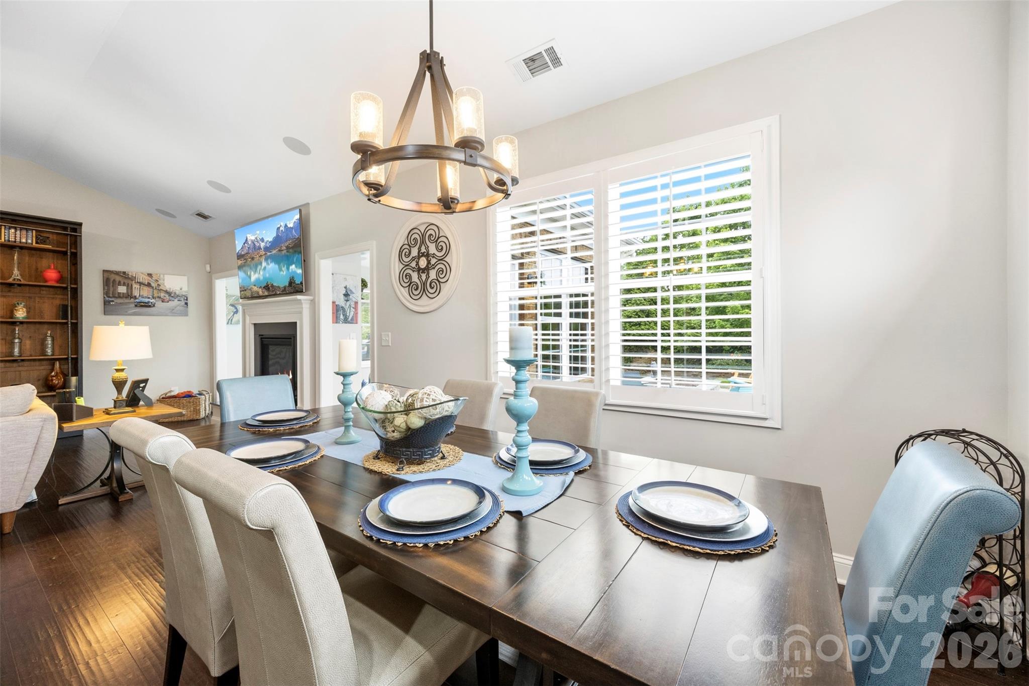 435 Trillium Way — Belmont
