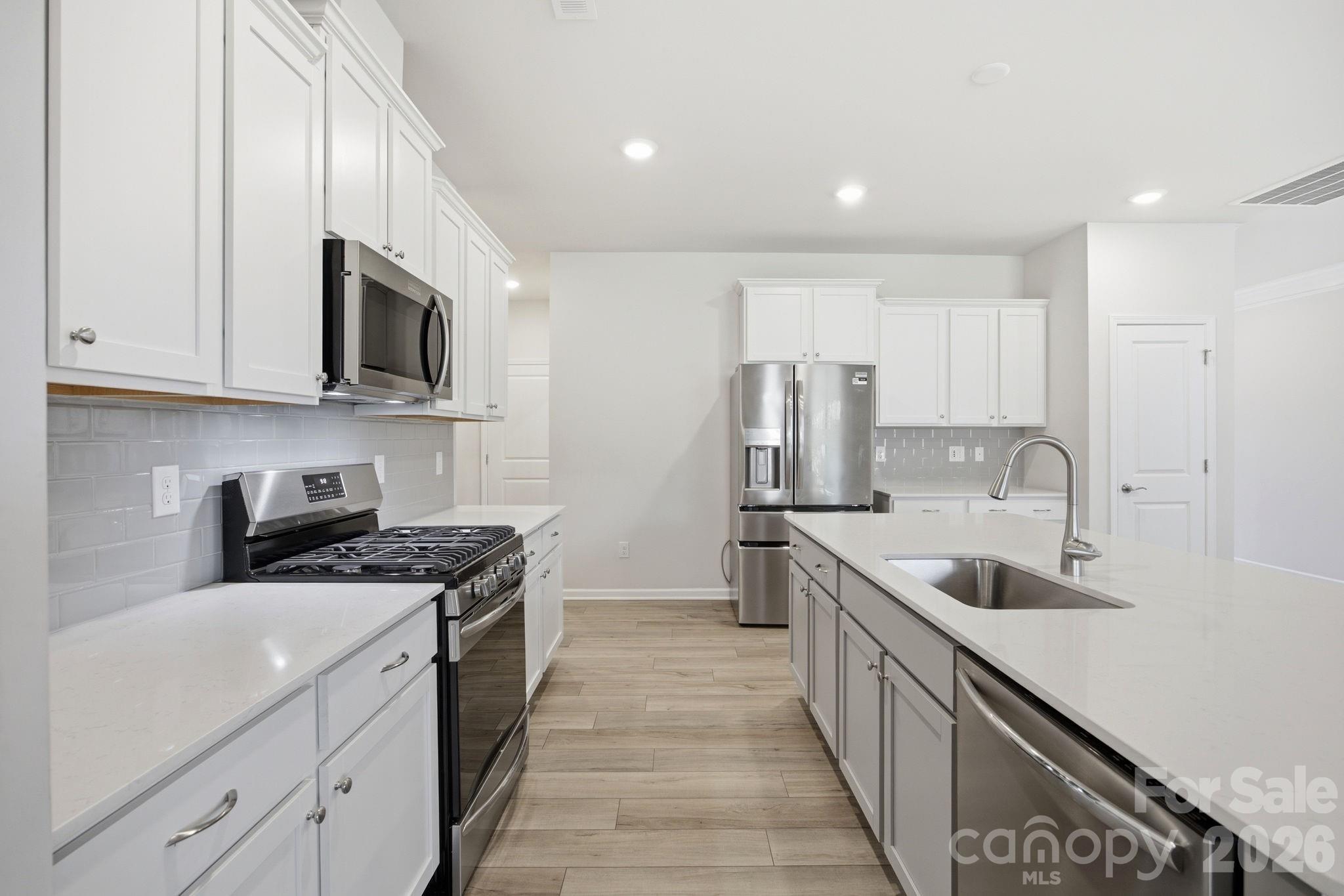 174 White Apple Way — Statesville