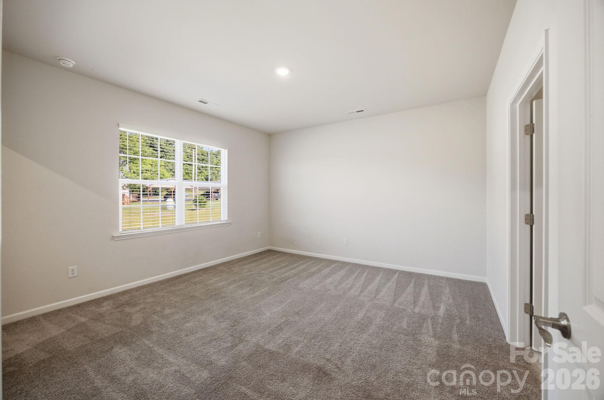 174 White Apple Way — Statesville