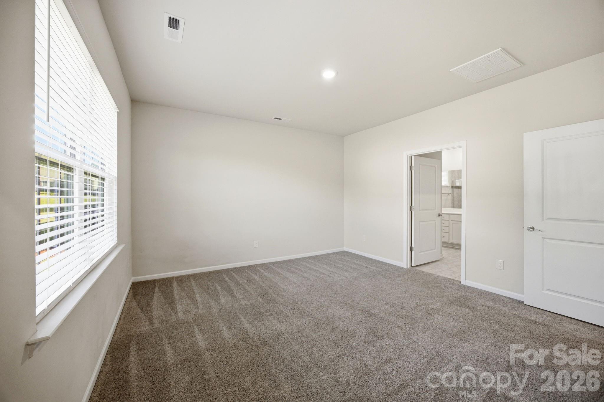 174 White Apple Way — Statesville