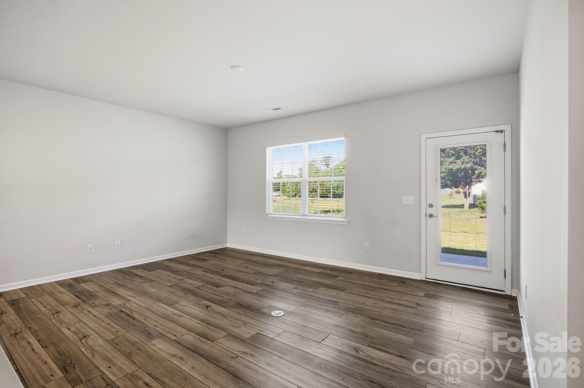 174 White Apple Way — Statesville