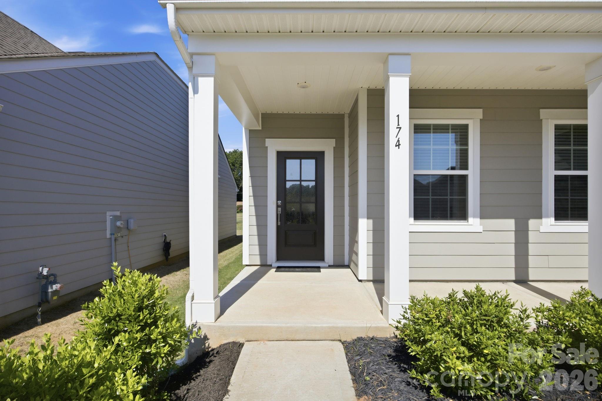 174 White Apple Way — Statesville