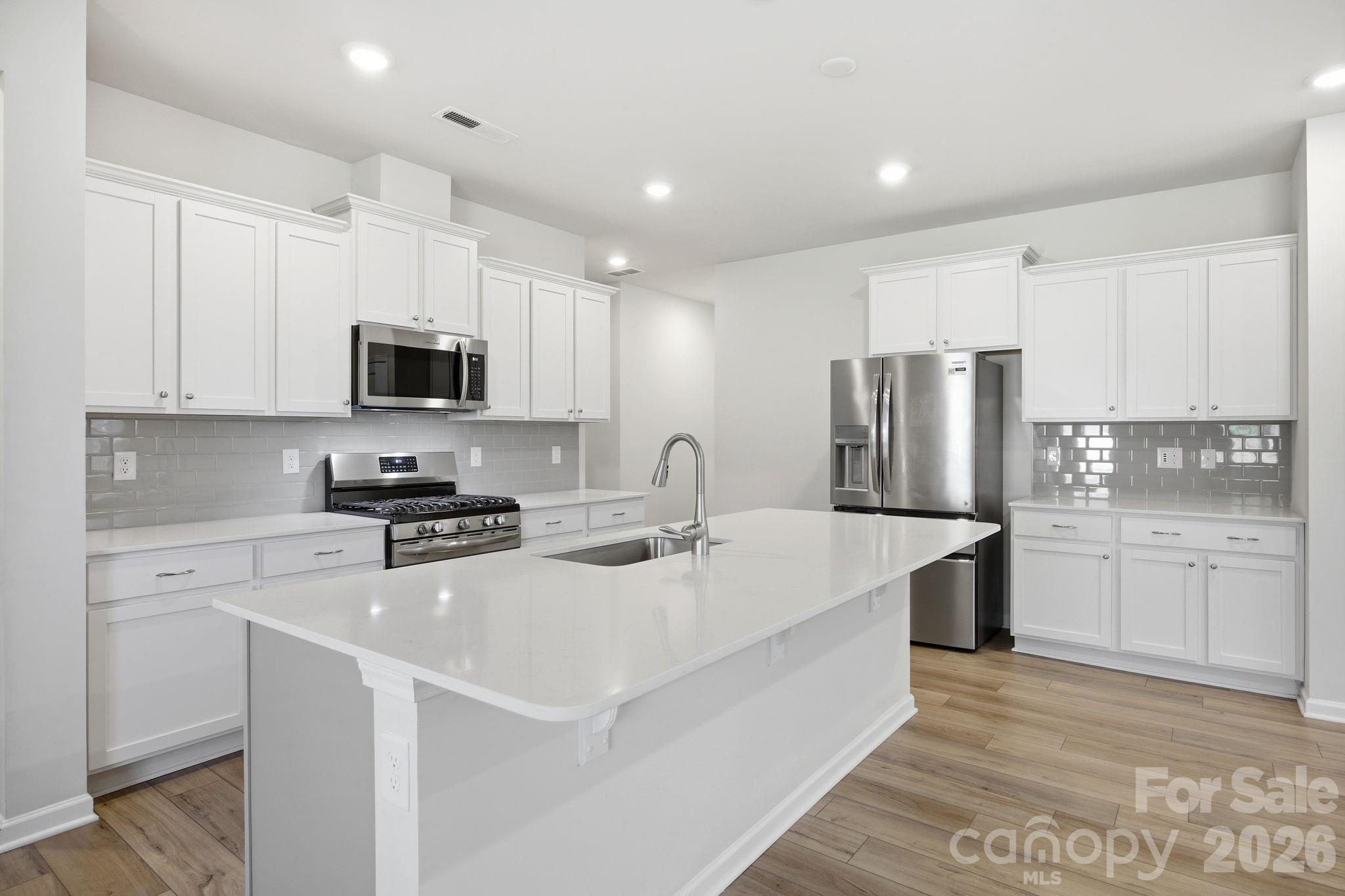 174 White Apple Way — Statesville