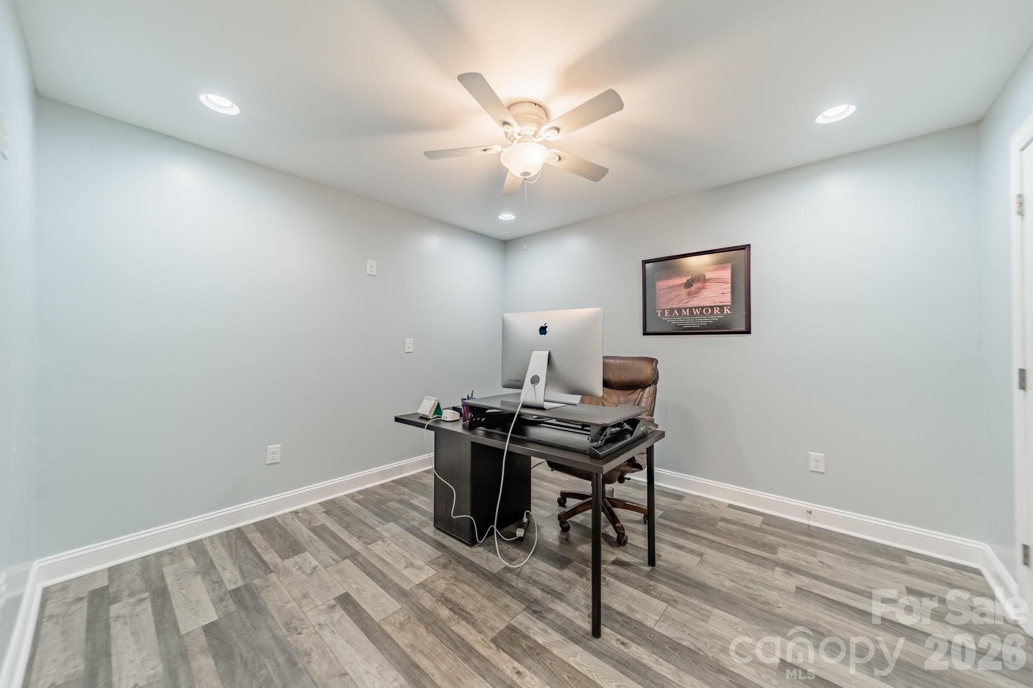 208 Canoe Pole Lane — Mooresville
