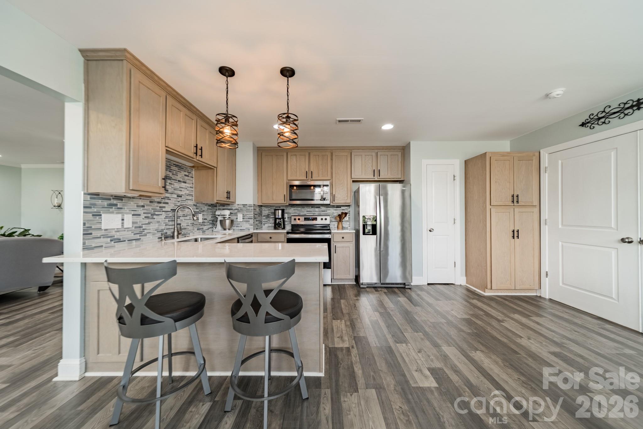 208 Canoe Pole Lane — Mooresville