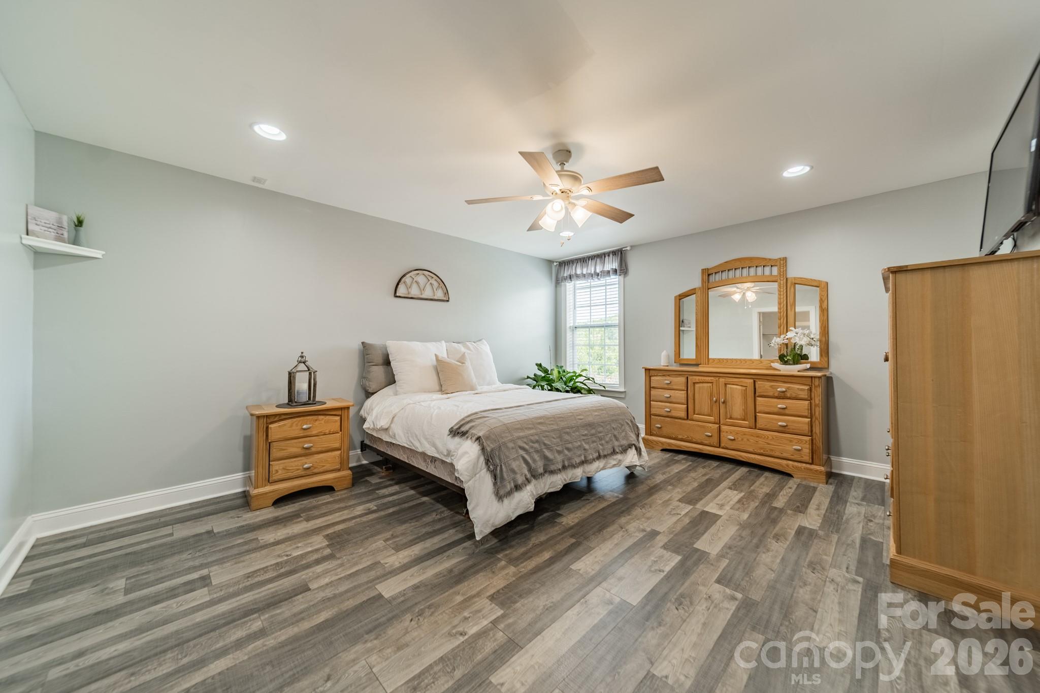 208 Canoe Pole Lane — Mooresville