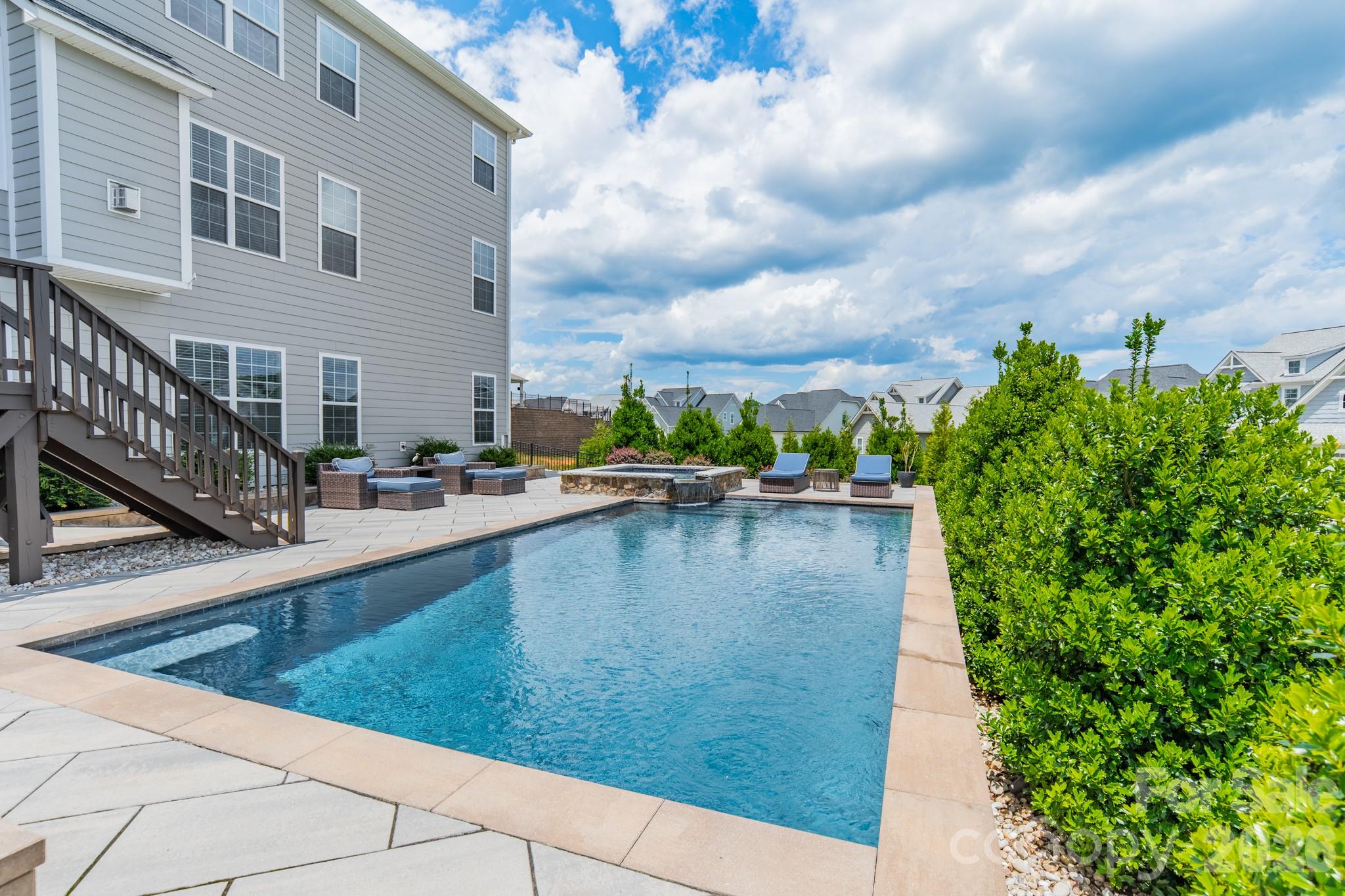 208 Canoe Pole Lane — Mooresville