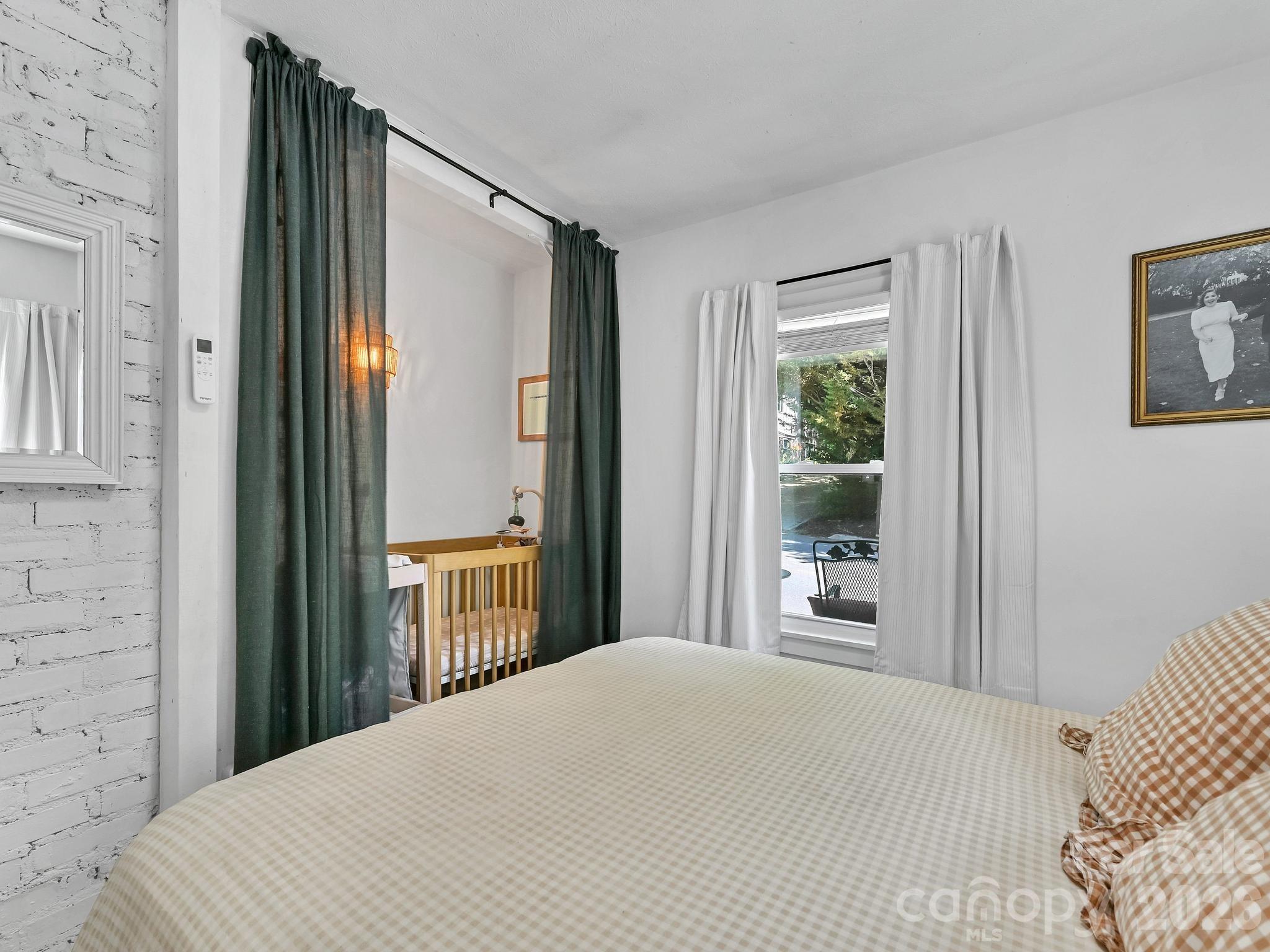 24 Chatham Road — Asheville