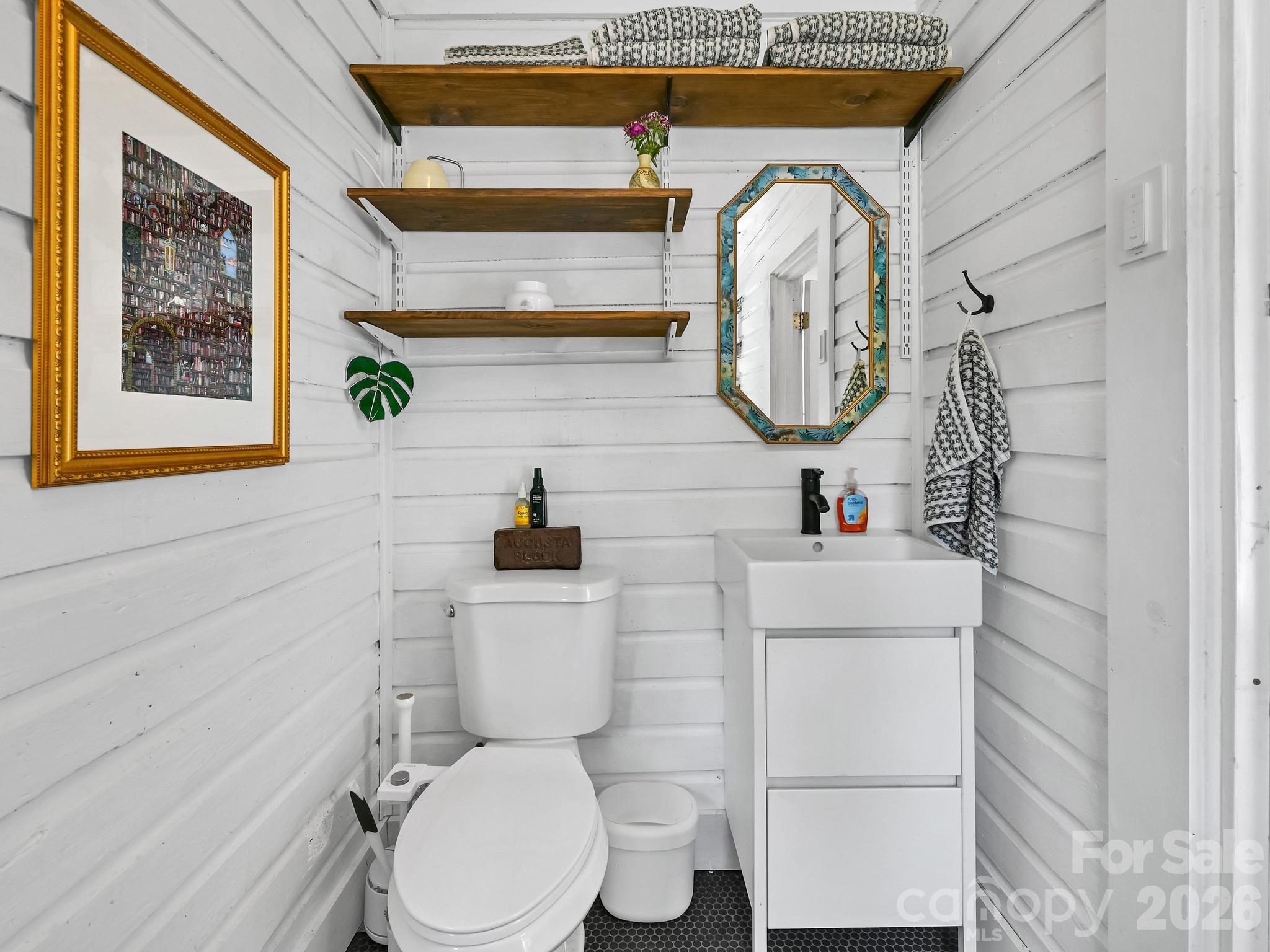 24 Chatham Road — Asheville