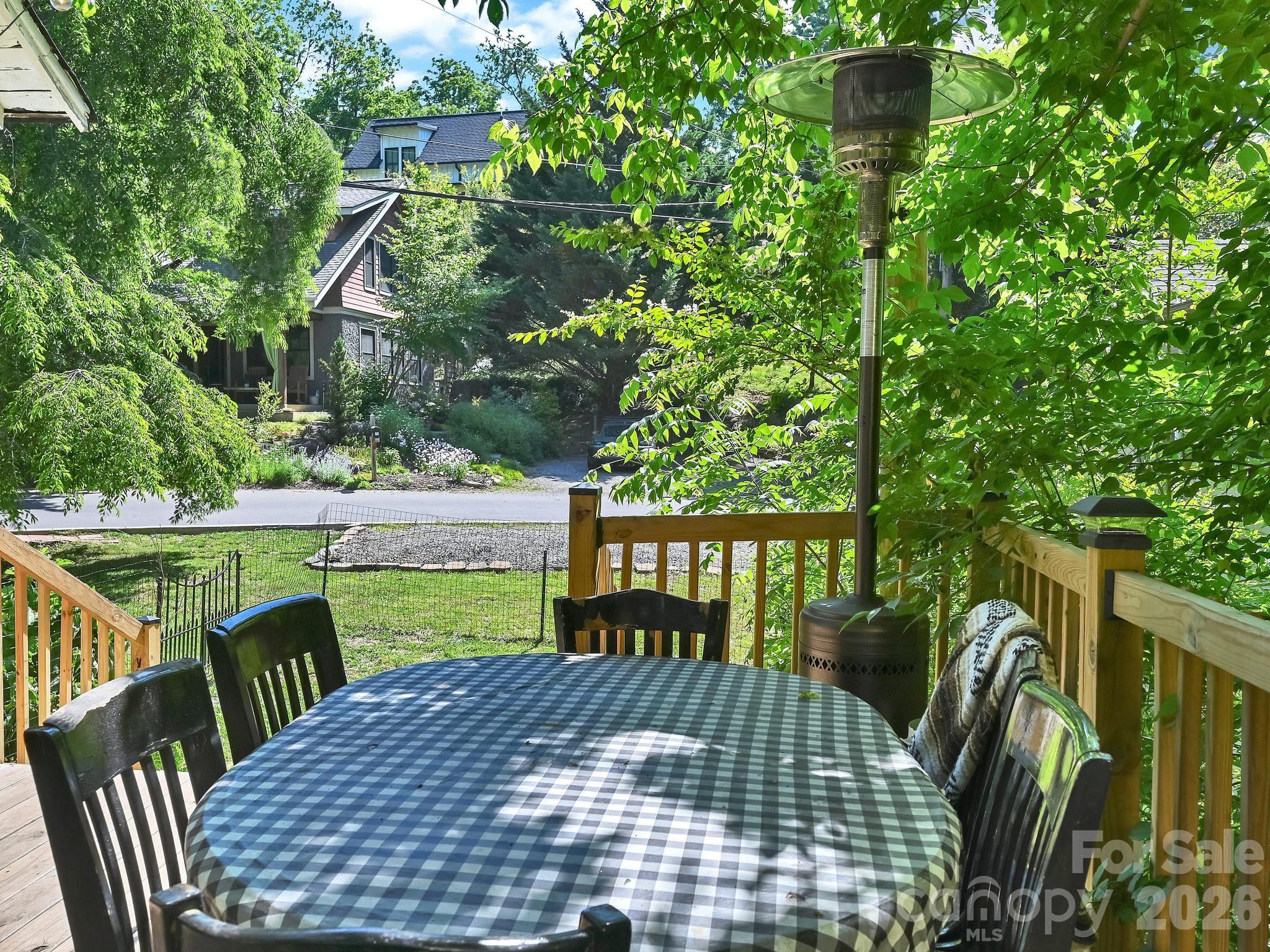 24 Chatham Road — Asheville