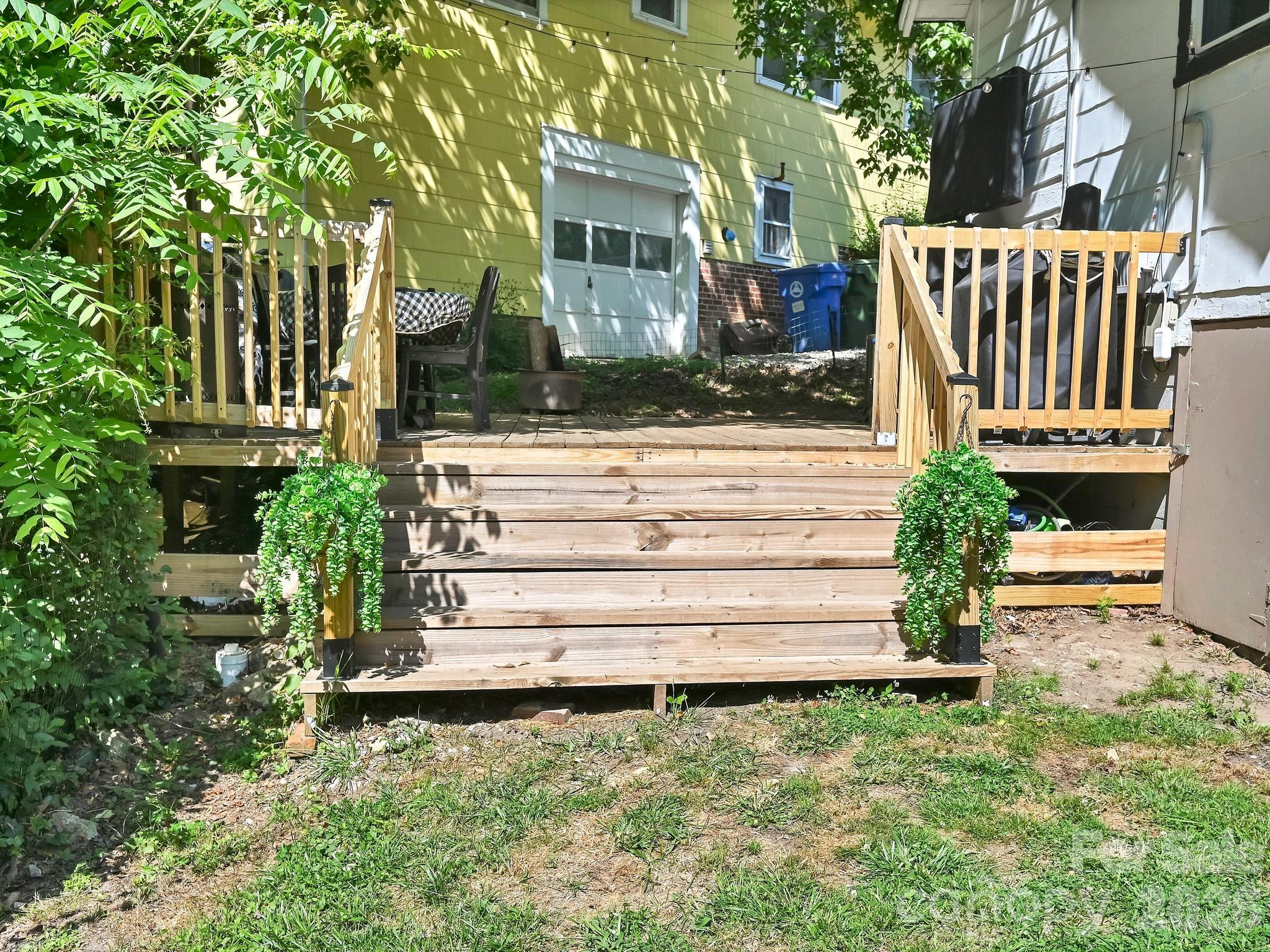 24 Chatham Road — Asheville