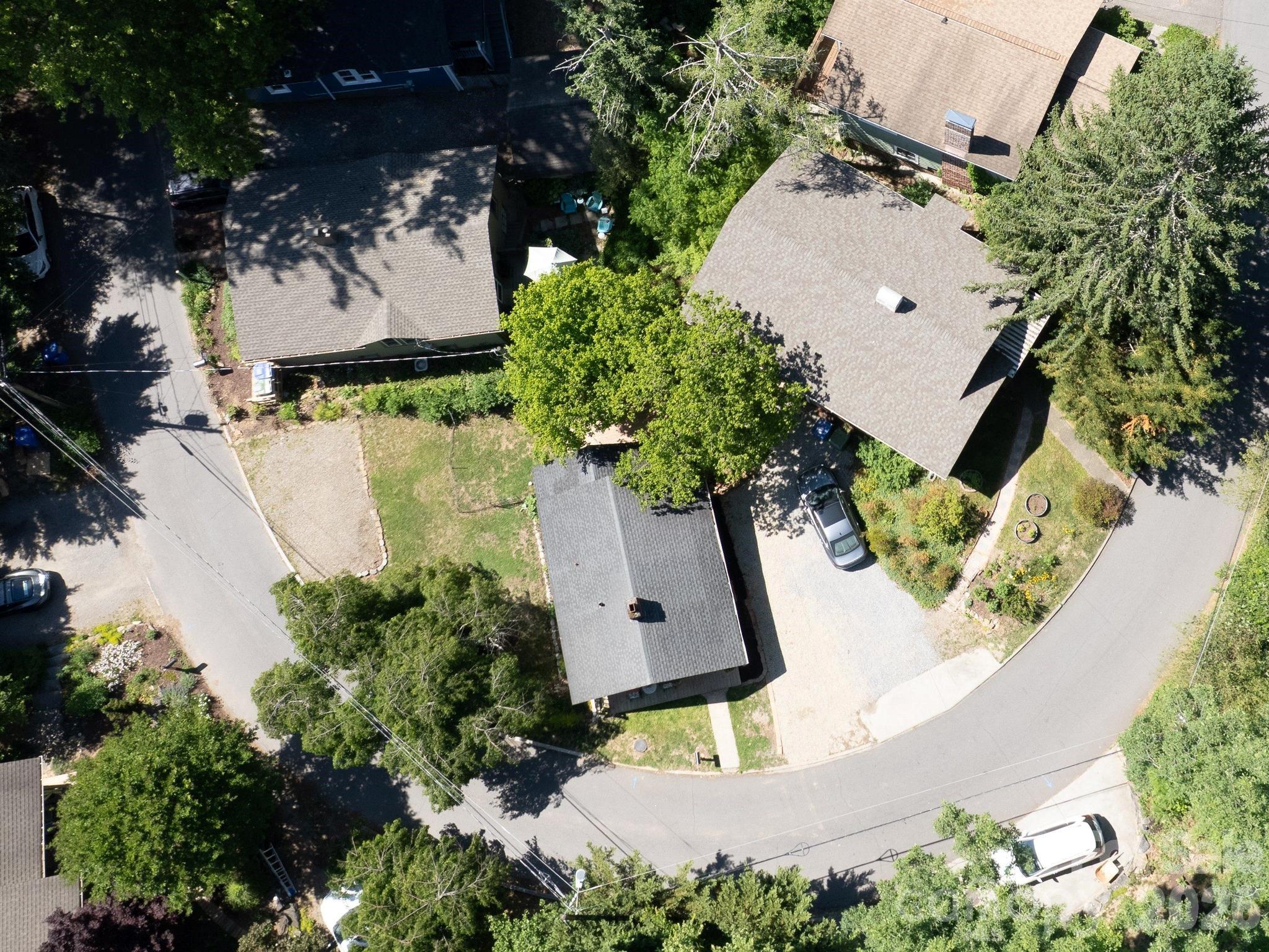 24 Chatham Road — Asheville