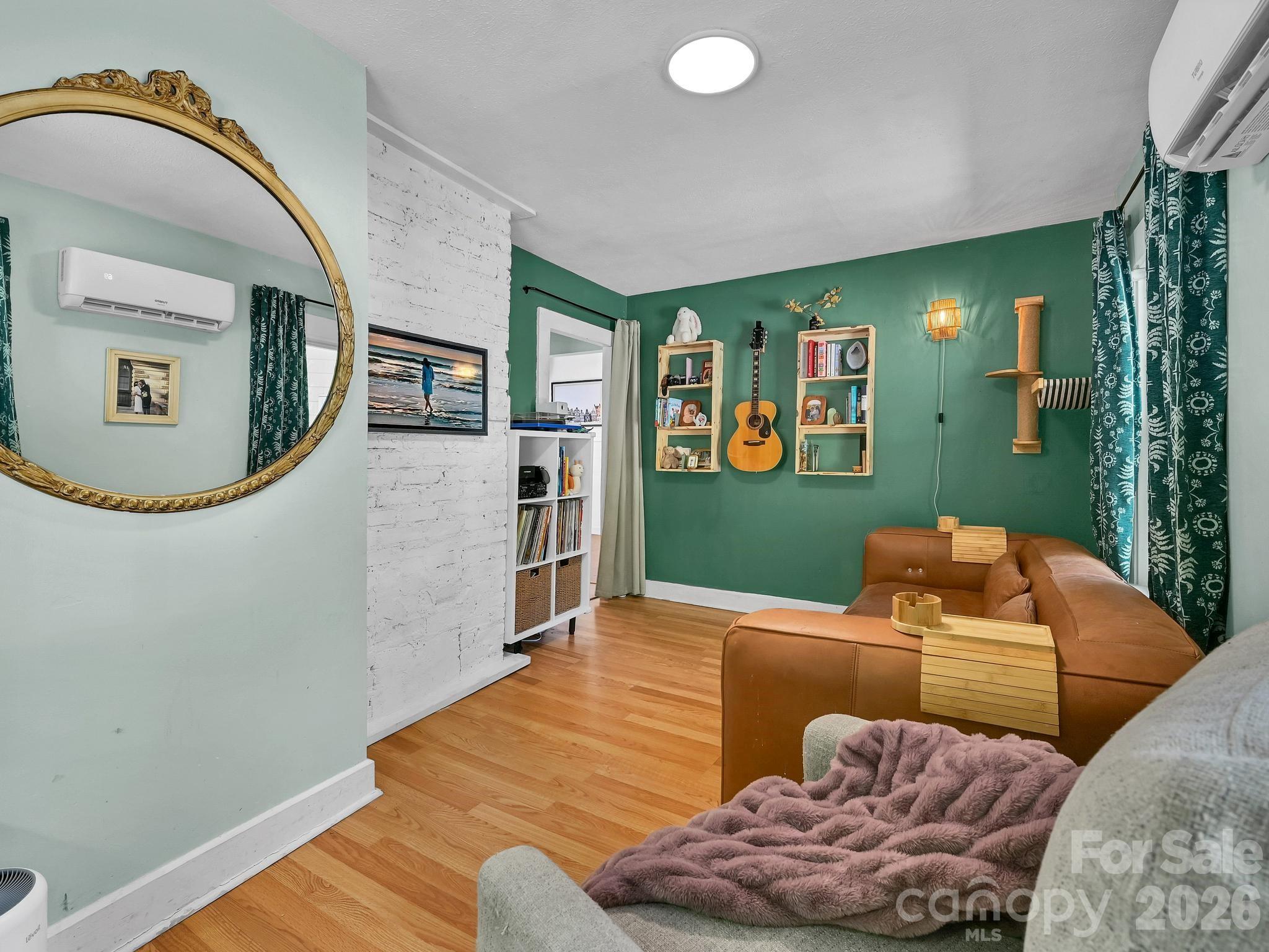 24 Chatham Road — Asheville