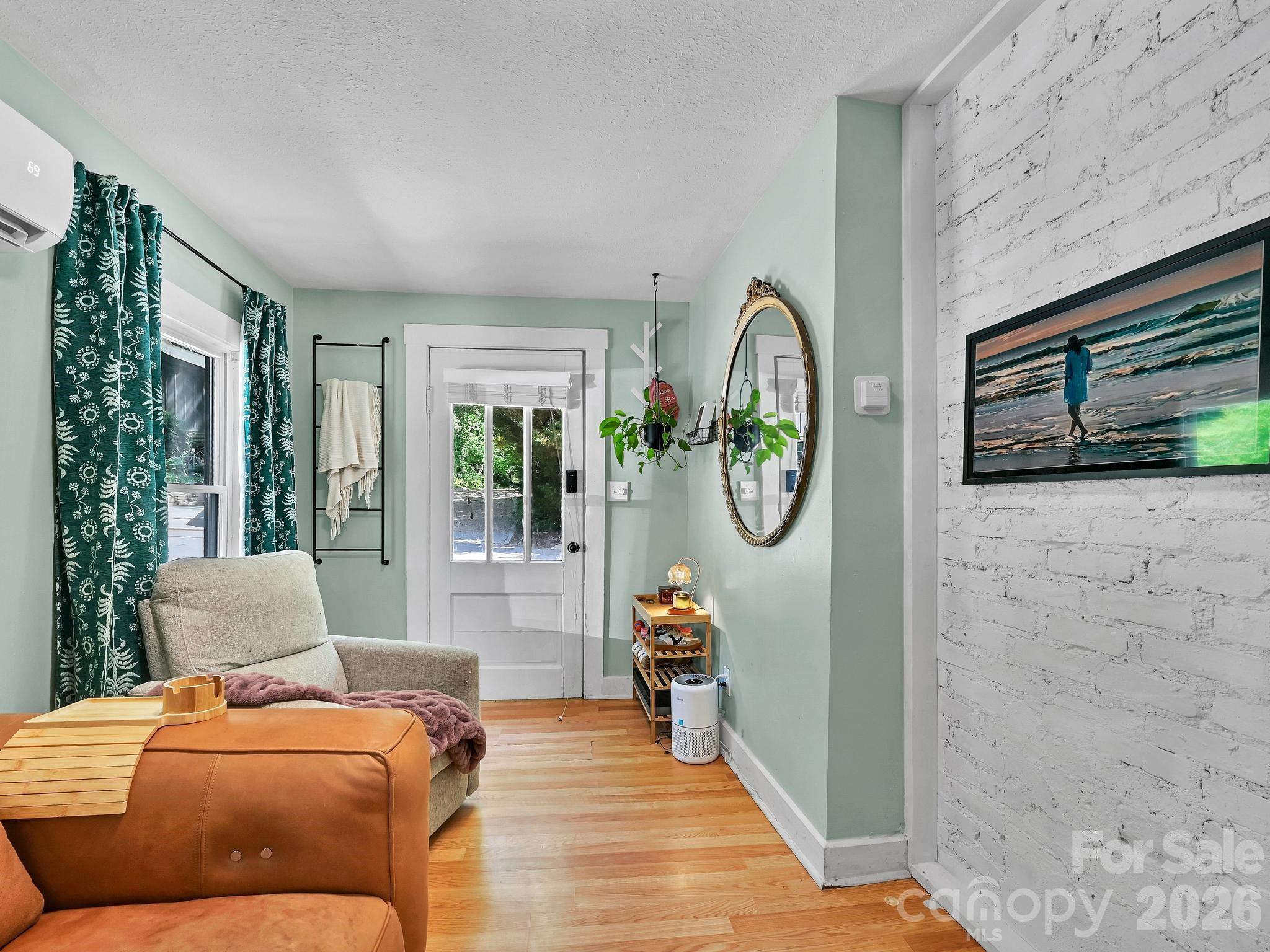 24 Chatham Road — Asheville
