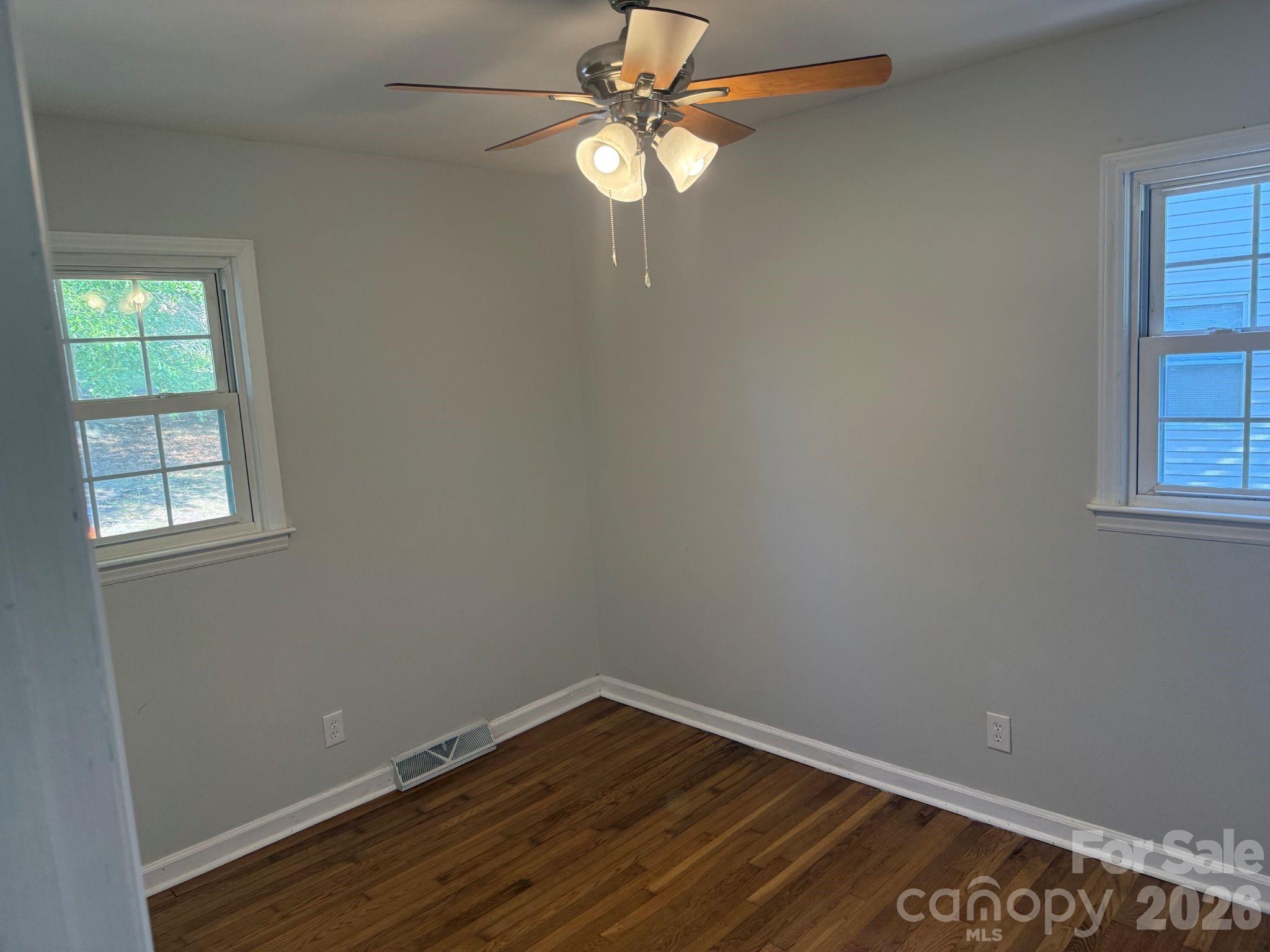 917 Canterbury Court — Gastonia