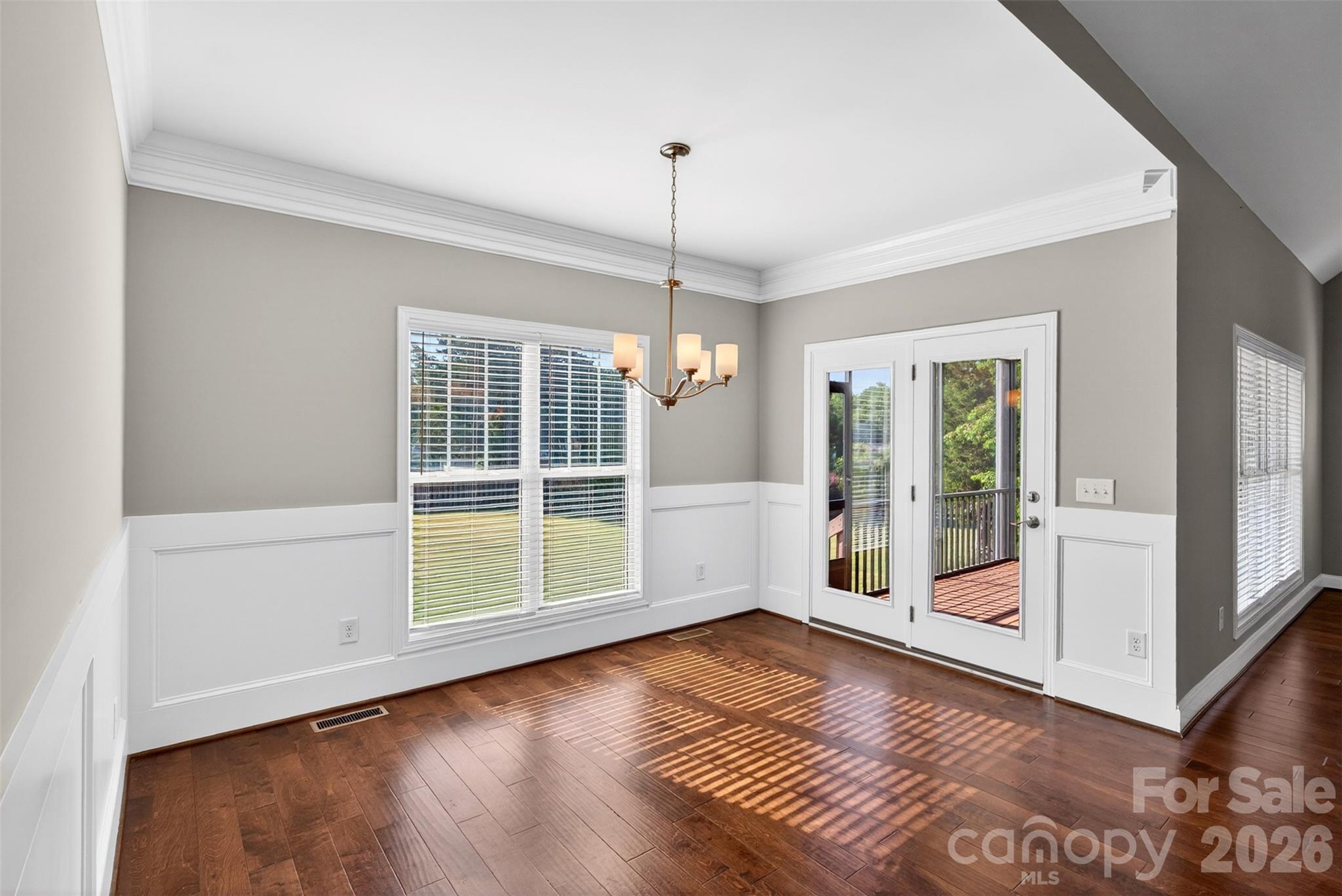 415 S Pendernale Drive — Moore