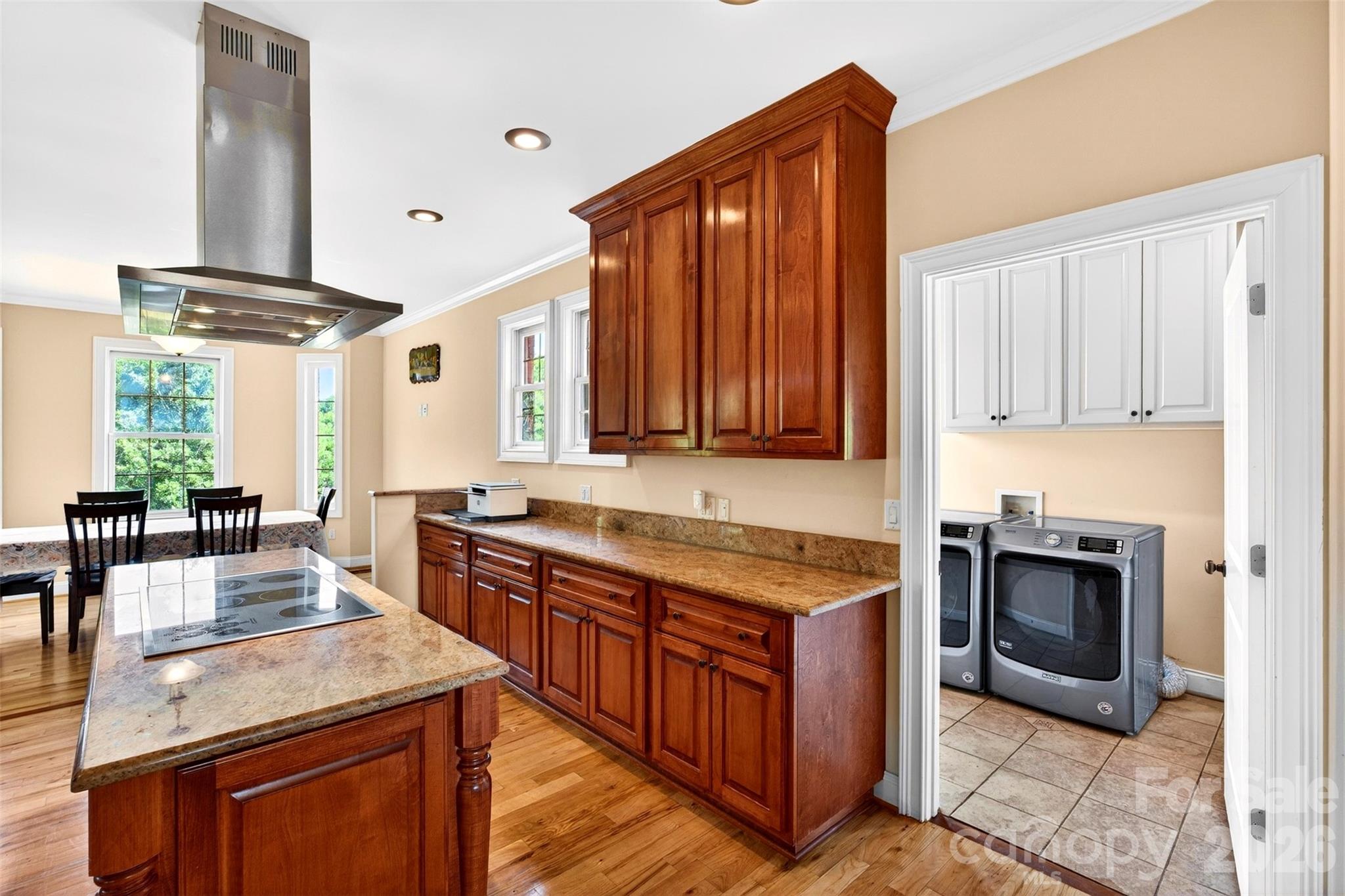 502 Hickory Hollow Road — Inman