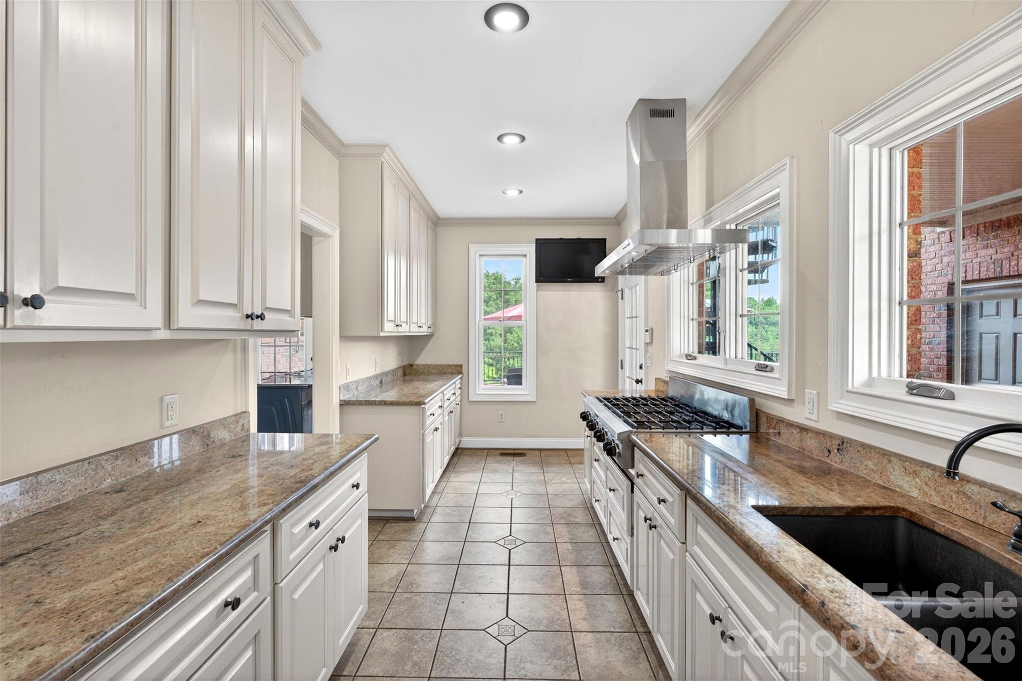 502 Hickory Hollow Road — Inman