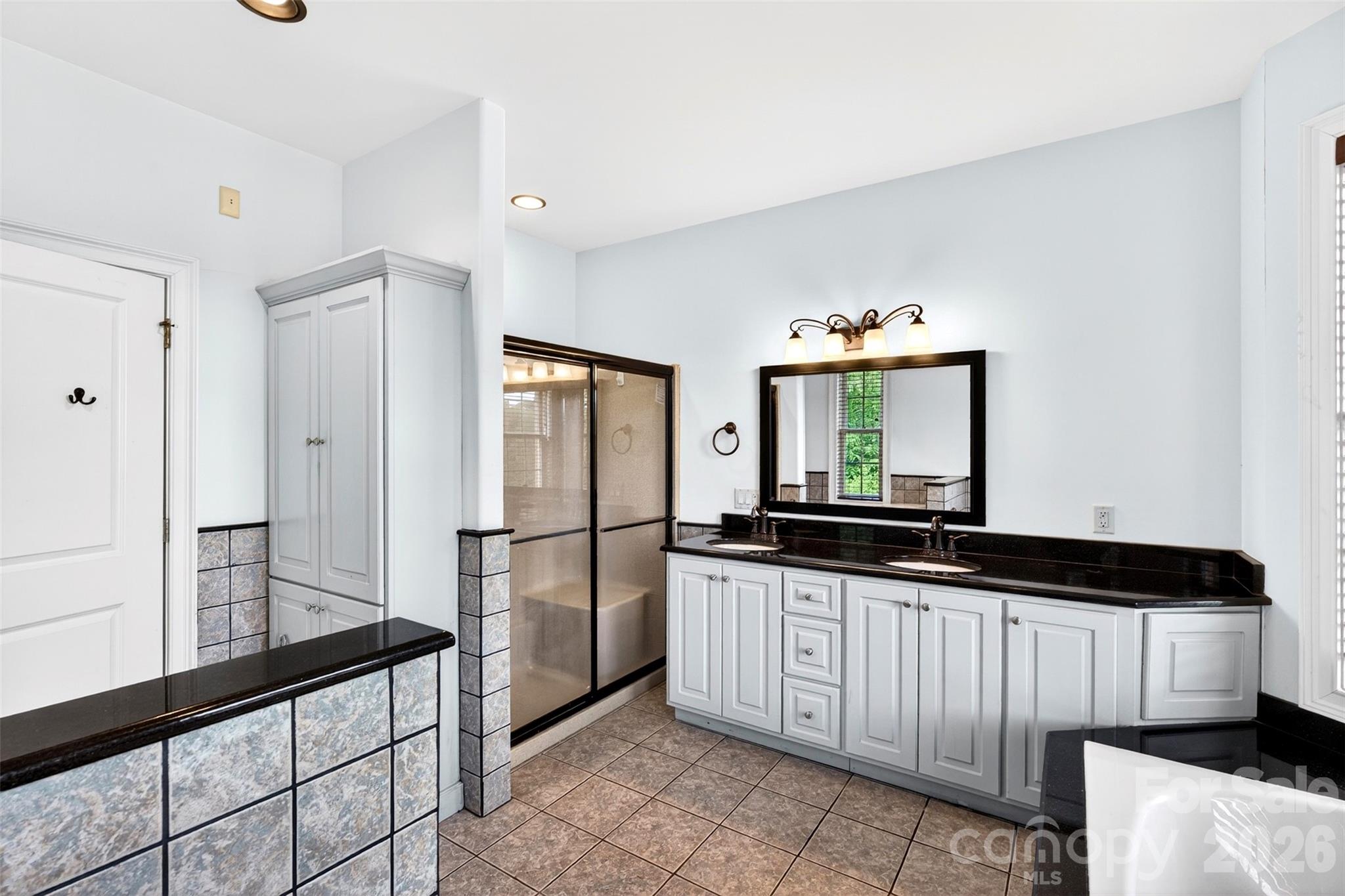 502 Hickory Hollow Road — Inman