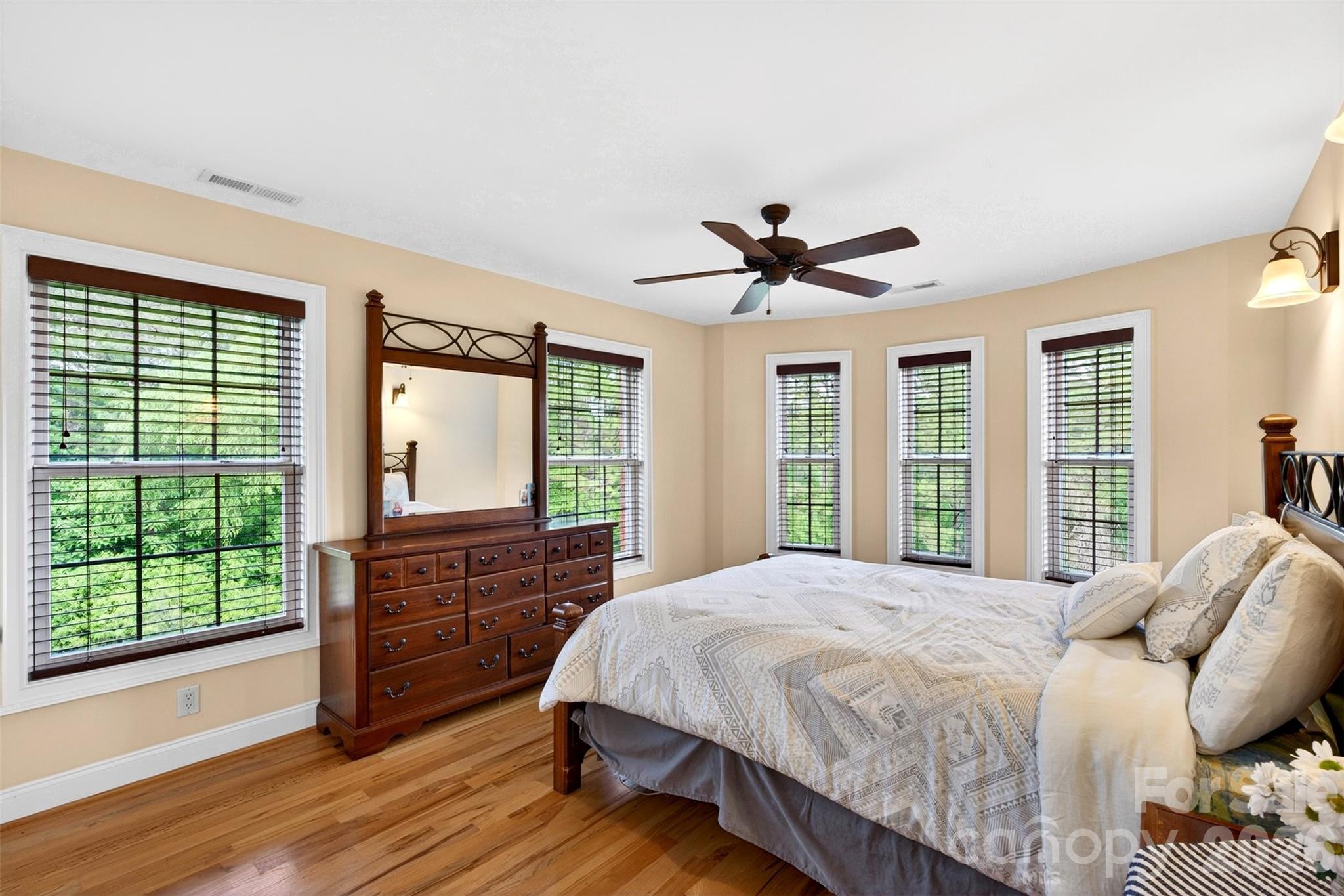 502 Hickory Hollow Road — Inman