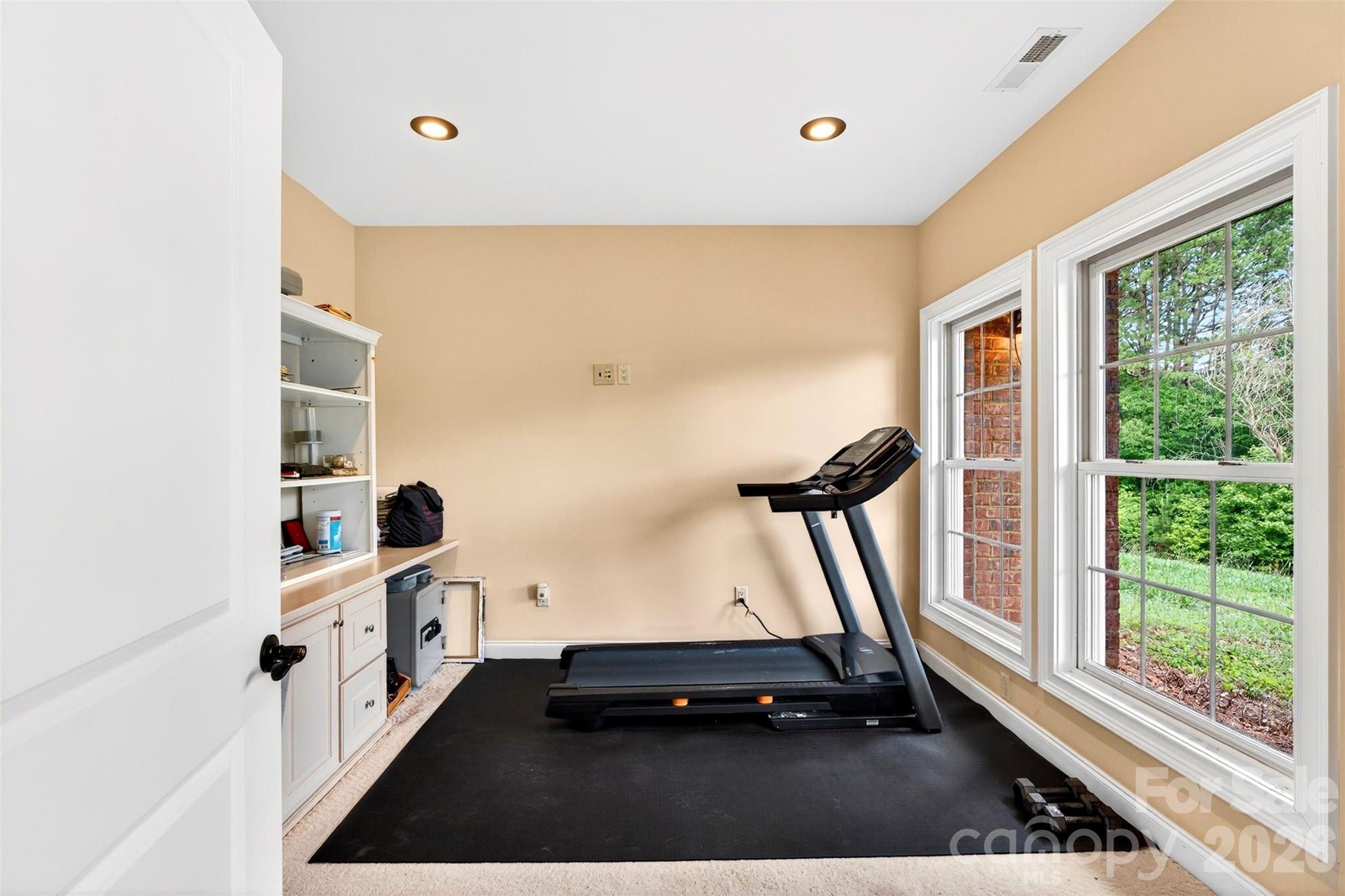 502 Hickory Hollow Road — Inman