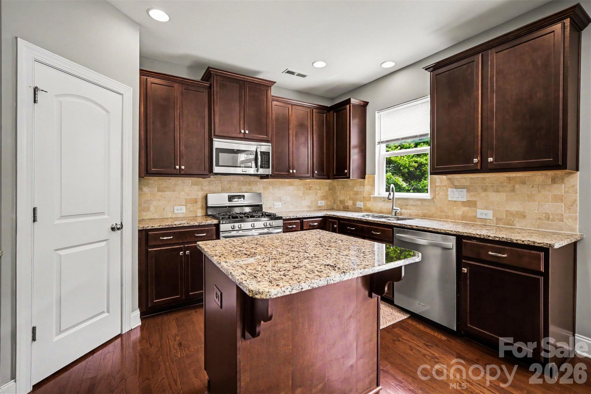 6003 Fallondale Road — Waxhaw