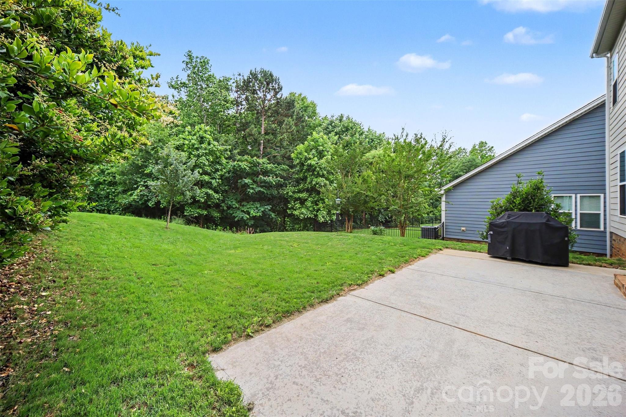 6003 Fallondale Road — Waxhaw