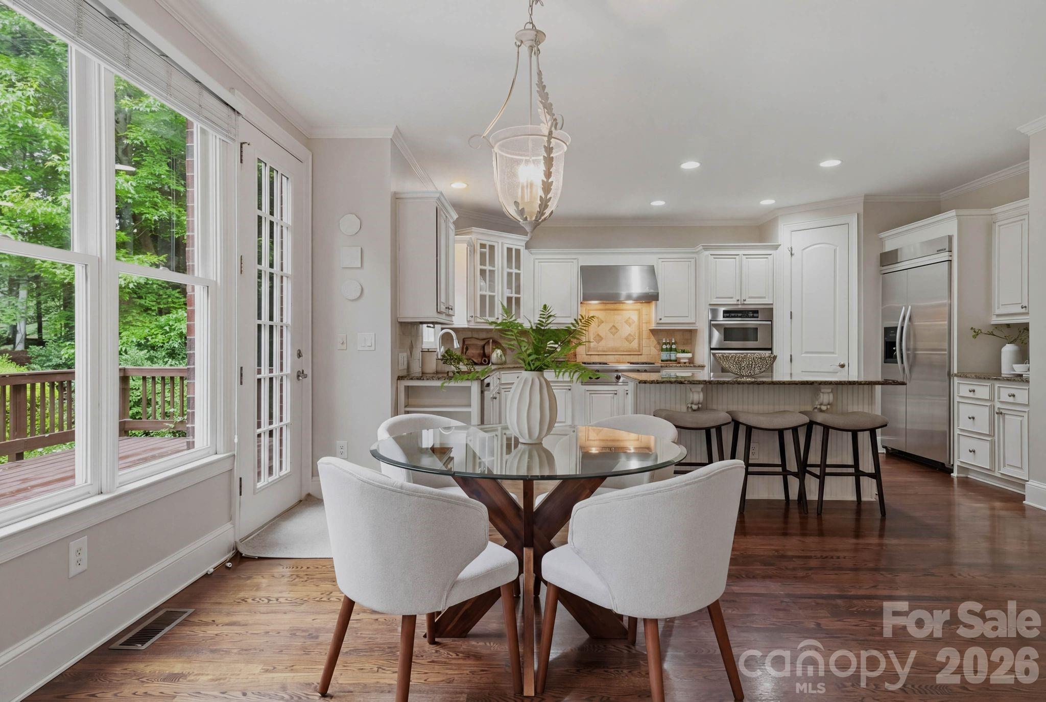 1107 Doverstone Court — Matthews
