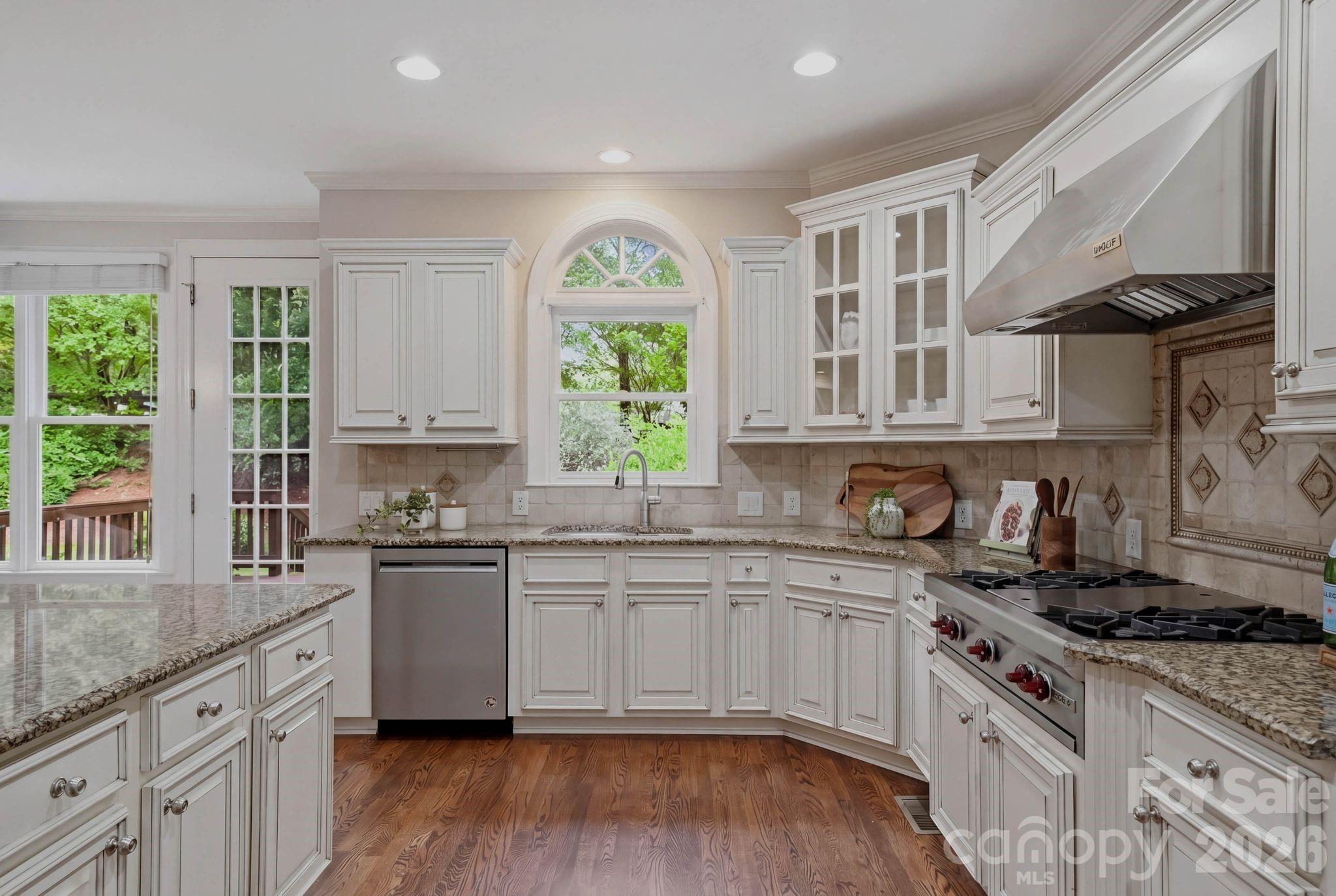 1107 Doverstone Court — Matthews