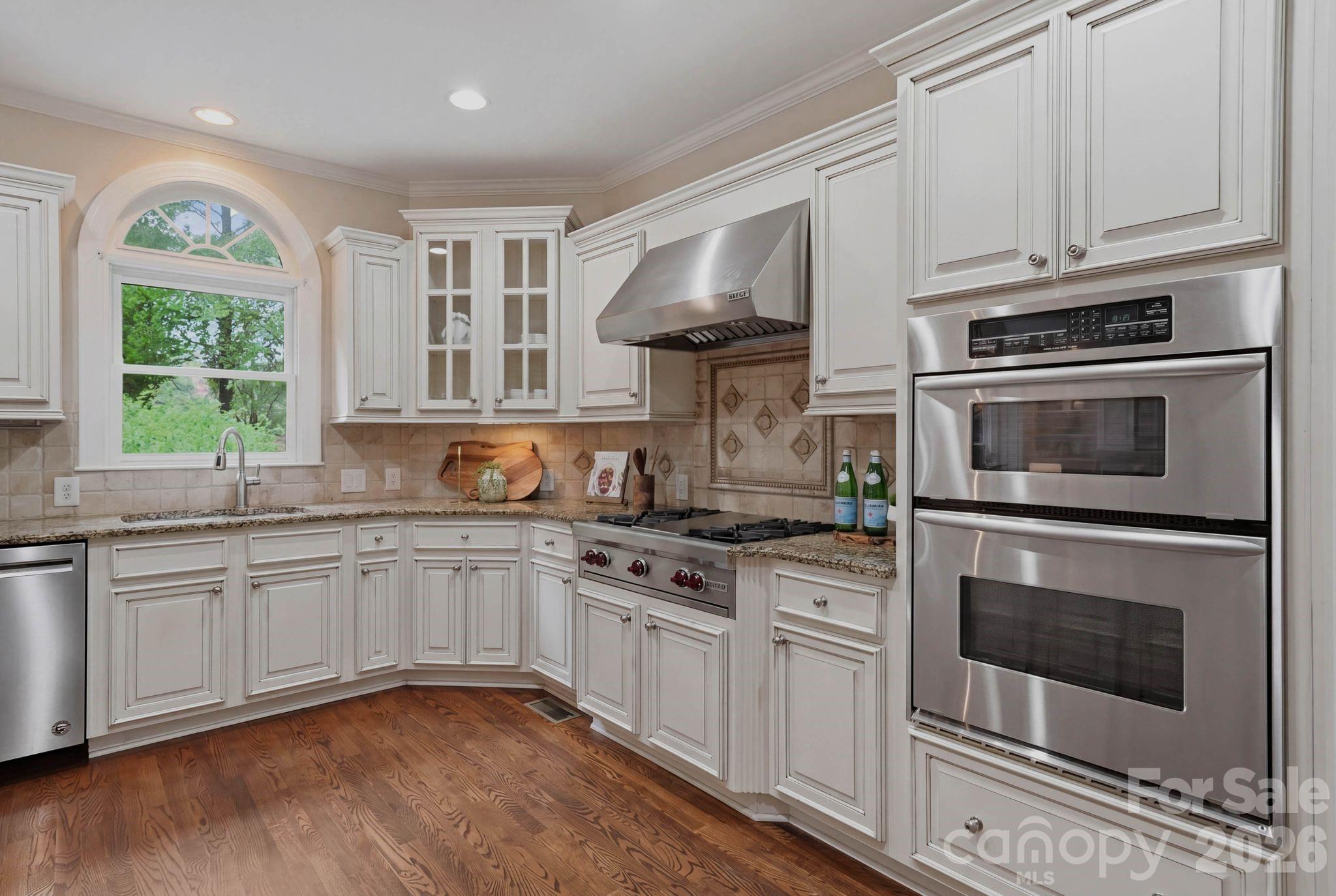 1107 Doverstone Court — Matthews