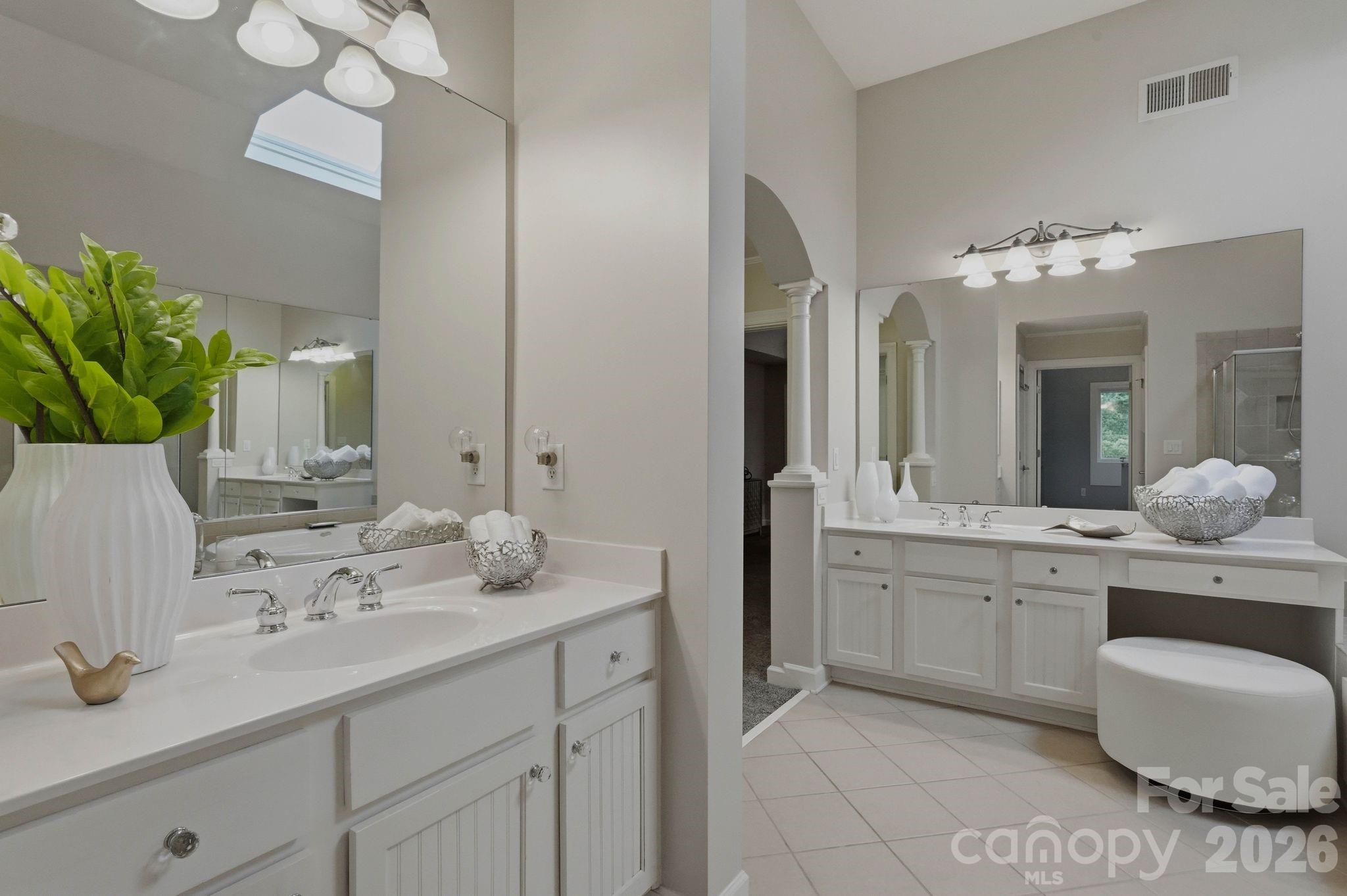 1107 Doverstone Court — Matthews
