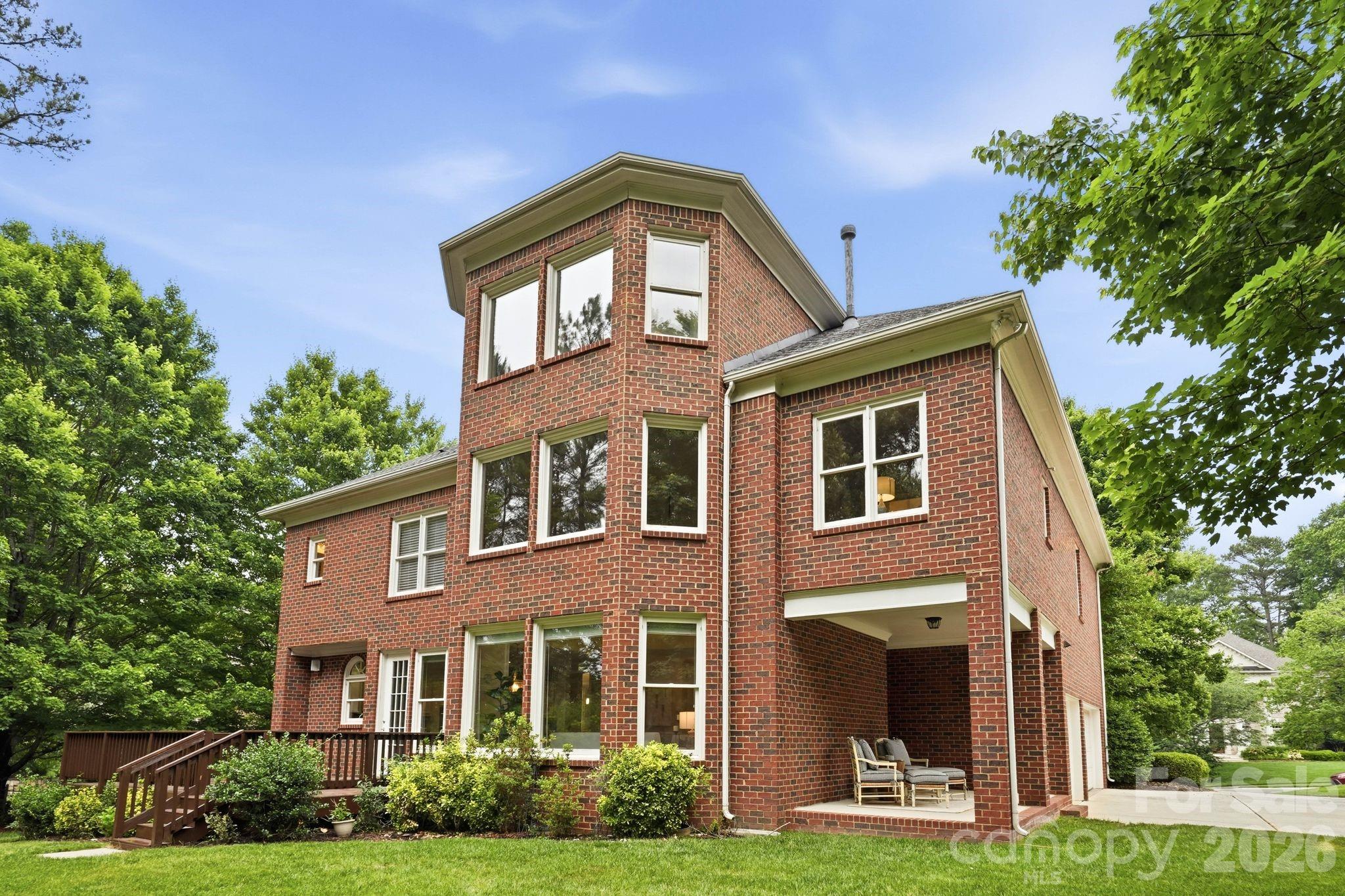 1107 Doverstone Court — Matthews